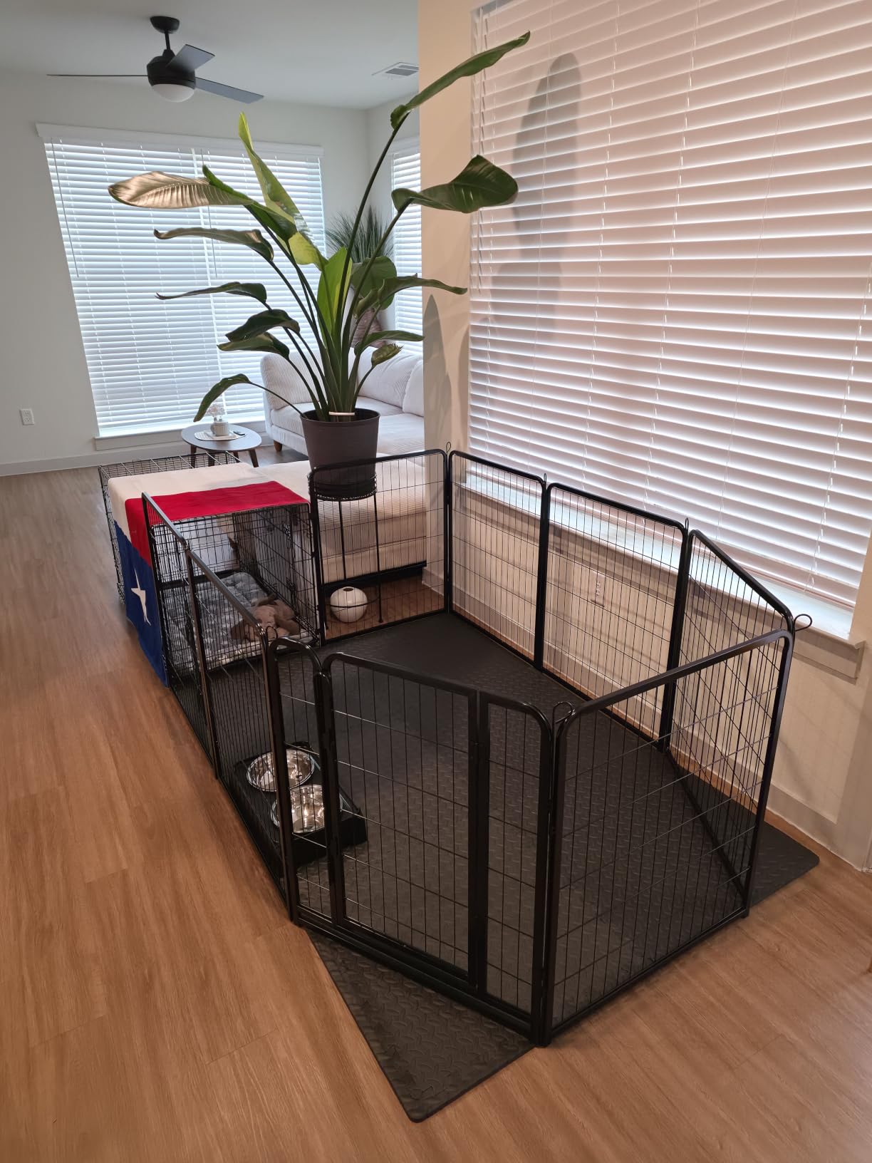 Yaheetech Dog Playpen 47in 16 Panels Pet Fence for Indoor Yard RV Camping | Easy Setup, Heavy Duty Rustproof Frame with Secure Latch Door, DIY Layouts,Foldable Storage, Ideal for Large Dog Breeds customer photo 2