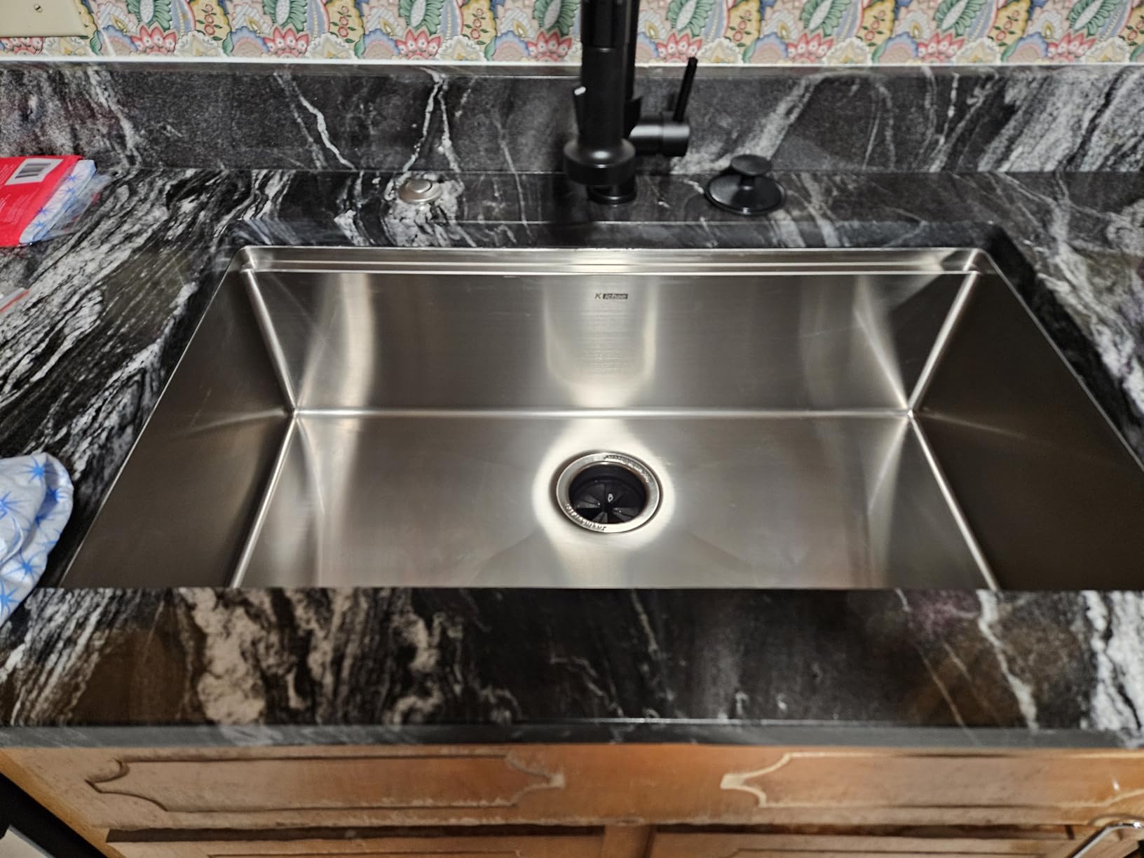 Kichae 32 Undermount Kitchen Sink Stainless Steel 16 Gauge Workstation | 32x19 Undermount Sink Single Bowl Under Counter R10 Round Corner Deep Handmade Basin with Cutting Board customer photo 1