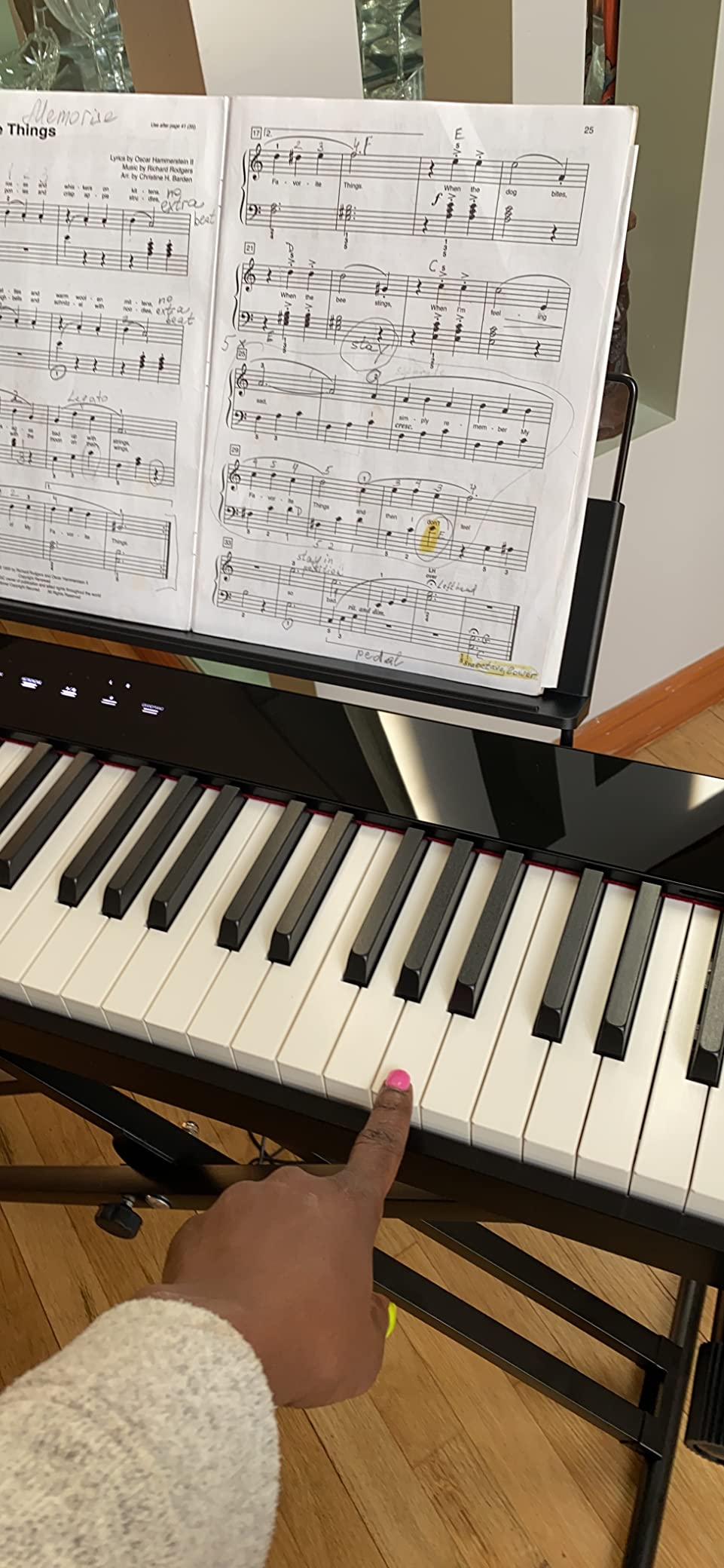 Casio Privia PX-S1100 - 88-Key Touch-Responsive Weighted Digital Piano | Ultra-Portable | Bluetooth customer photo 1