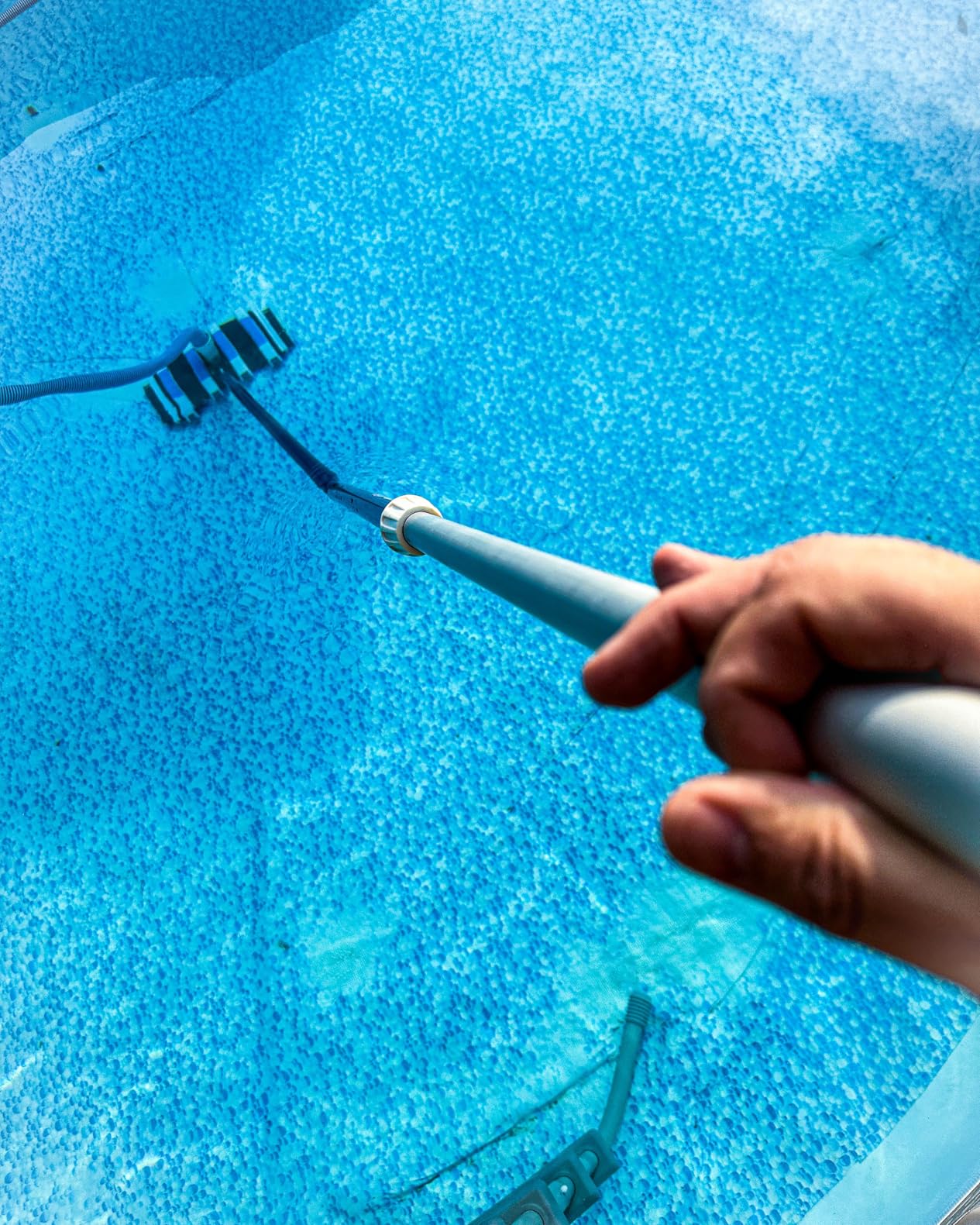 Enhanced Pool Vacuum Head with Direction-Control Handle - 17.5in Extra-Wide 4LB Professional Weighted Vac Heads Brush & Wheels -Deep Clean for Vinyl Liner,Inground & Above Ground Swimming Pool - Blue customer photo 1