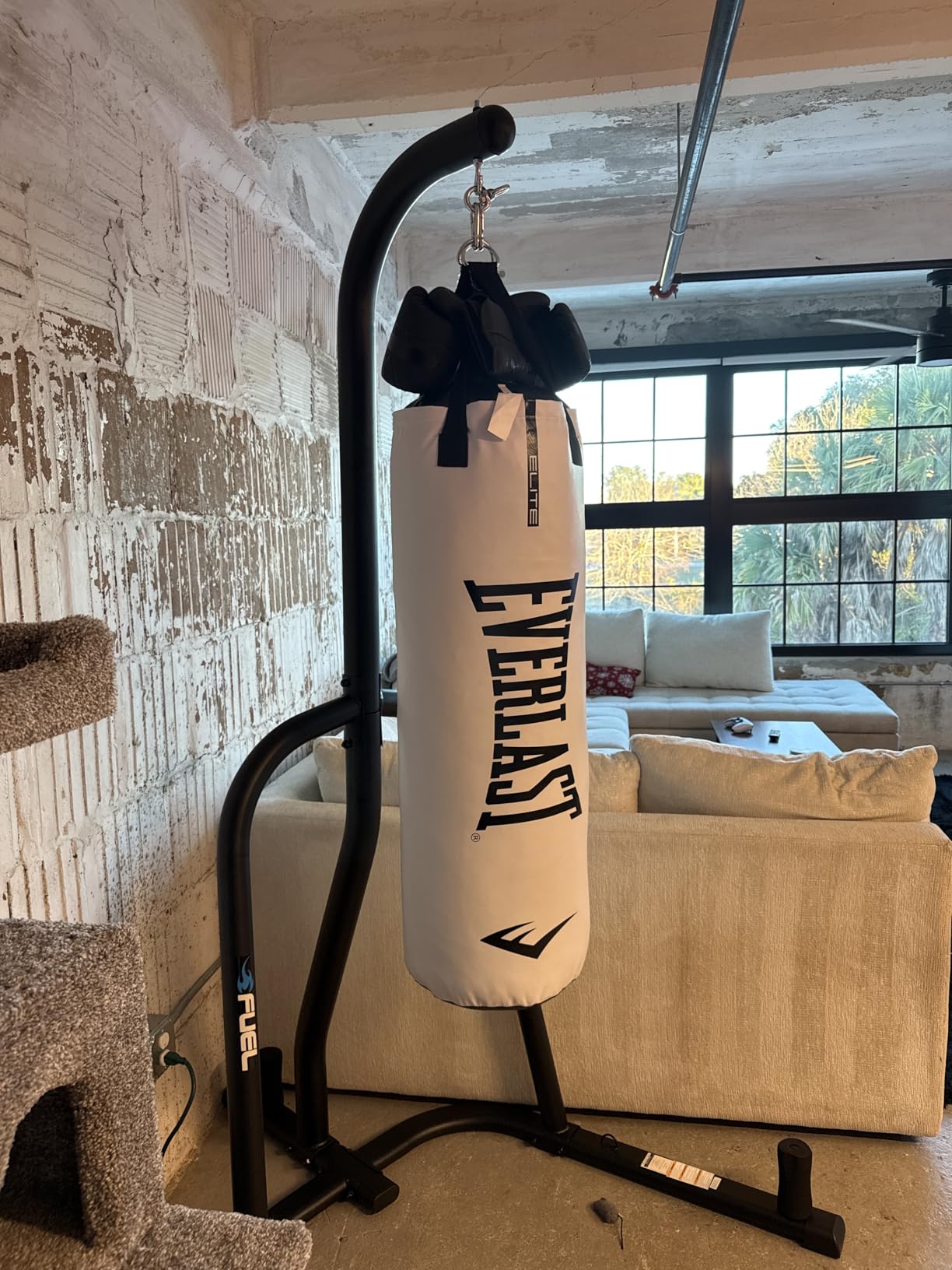 Everlast Elite Punching Bag | Durable Boxing MMA, Adults | Muay Thai customer photo 1