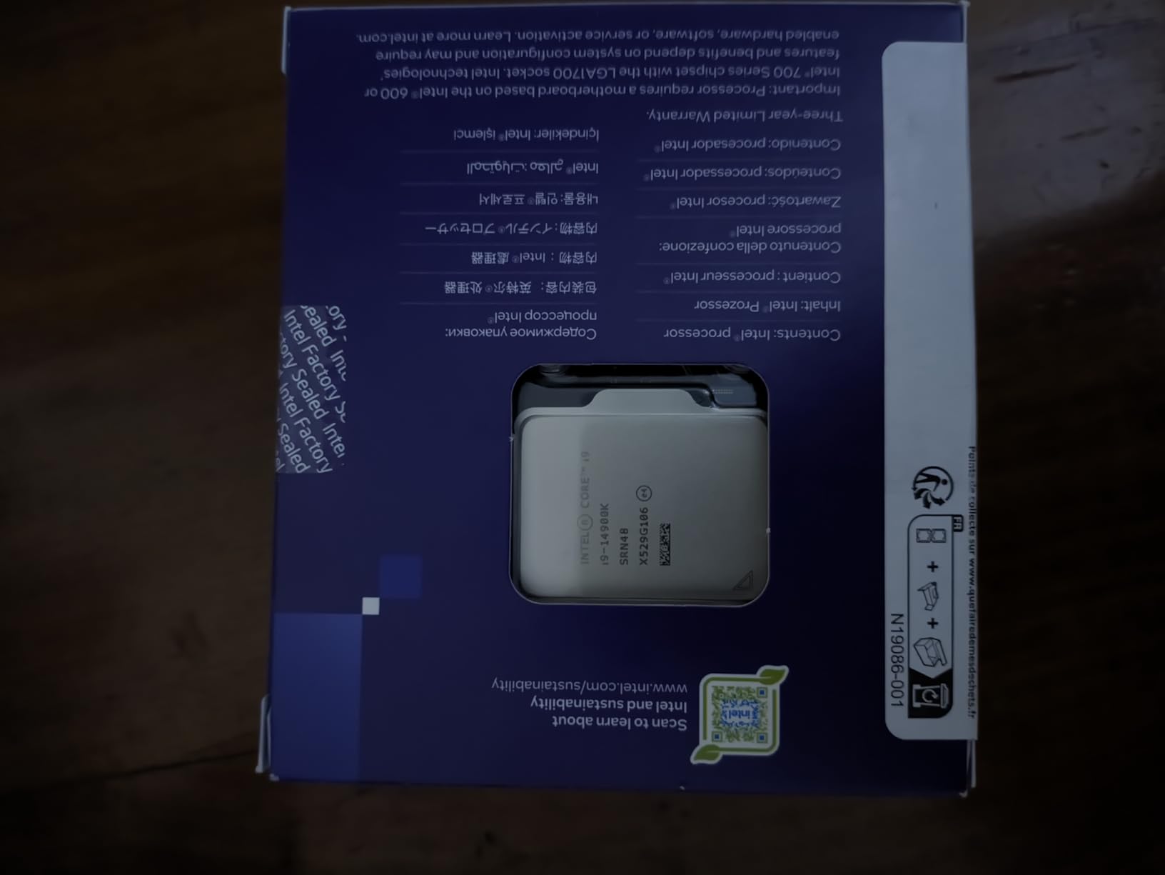 Intel Core i9-14900K Desktop Processor, 24 cores (8 P-cores + 16 E-cores) up to 6.0 GHz customer photo 1