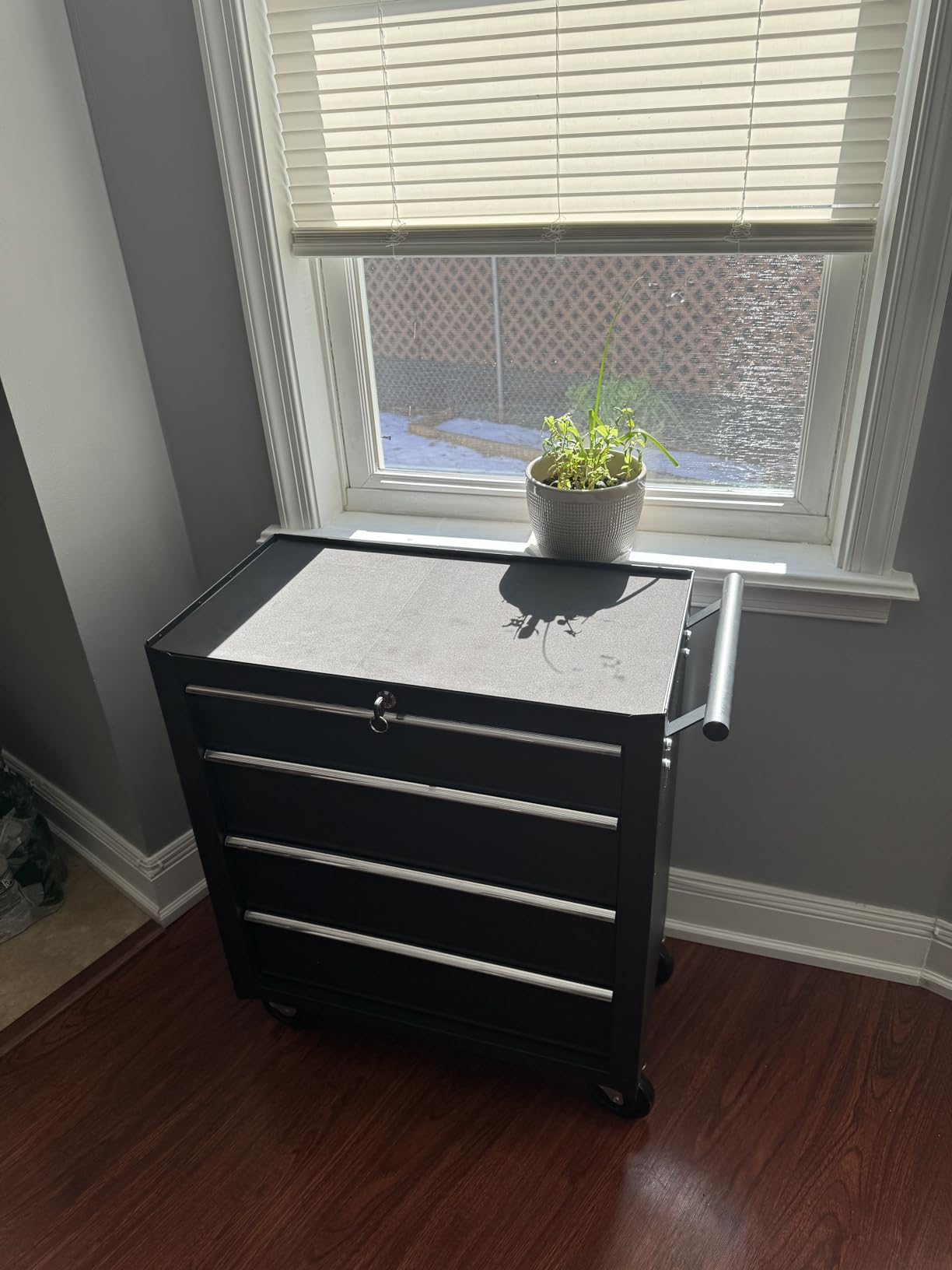 4 Drawer Rolling Tool Cabinet, Lockable Steel Tool Chest, Heavy Duty Metal Garage Workshop Storage Cart customer photo 2