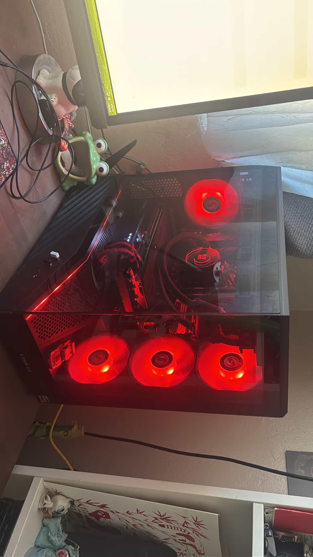 ASRock Radeon RX 7700 XT Challenger 12GB OC Graphics Card, AMD RDNA 3 Architecture, 12GB GDDR6, 2584 MHz Boost Clock customer photo 2