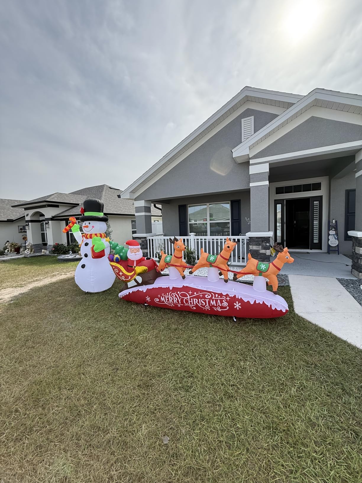 ZPISF 10 FT Santa Sleigh with Reindeer Christmas Inflatables Outdoor Decorations, Christmas Blow Up Yard Decorations for Garden Lawn Xmas Decor customer photo 1