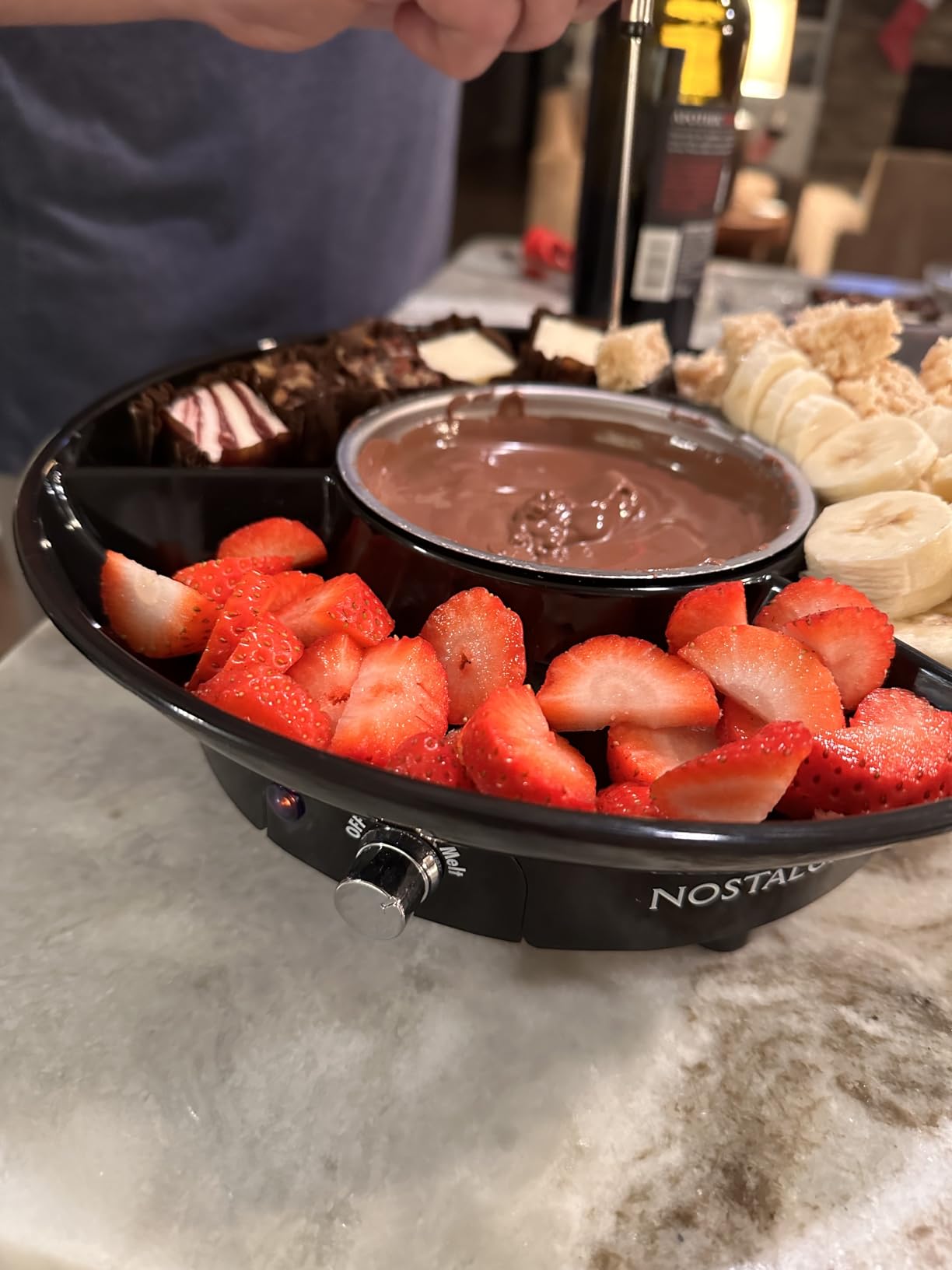 Nostalgia Electric Fondue Party Set - 10 oz Melting Pot, 4 Roasting Forks, & Detachable Serving Tray - Melted Cheese, Chocolate, or Dessert customer photo 2