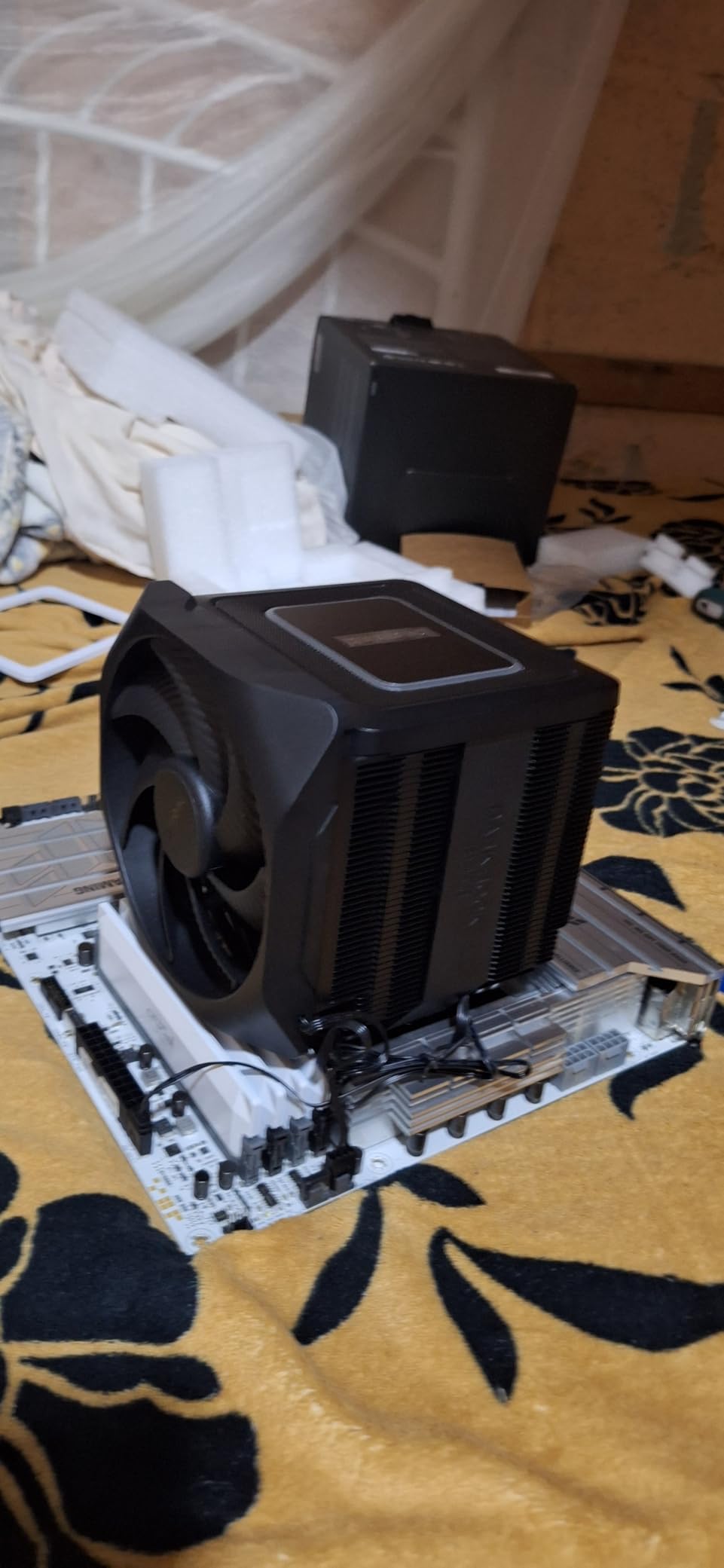Dark Rock Elite Air CPU Cooler, High RAM and VRM Compatibility | 2x Silent Wings 135mm FDB PWM Fans, For Overclocking, 2 Mode Speed Switch, High-Performance Heat Pipes, Front Fan Rail System customer photo 1