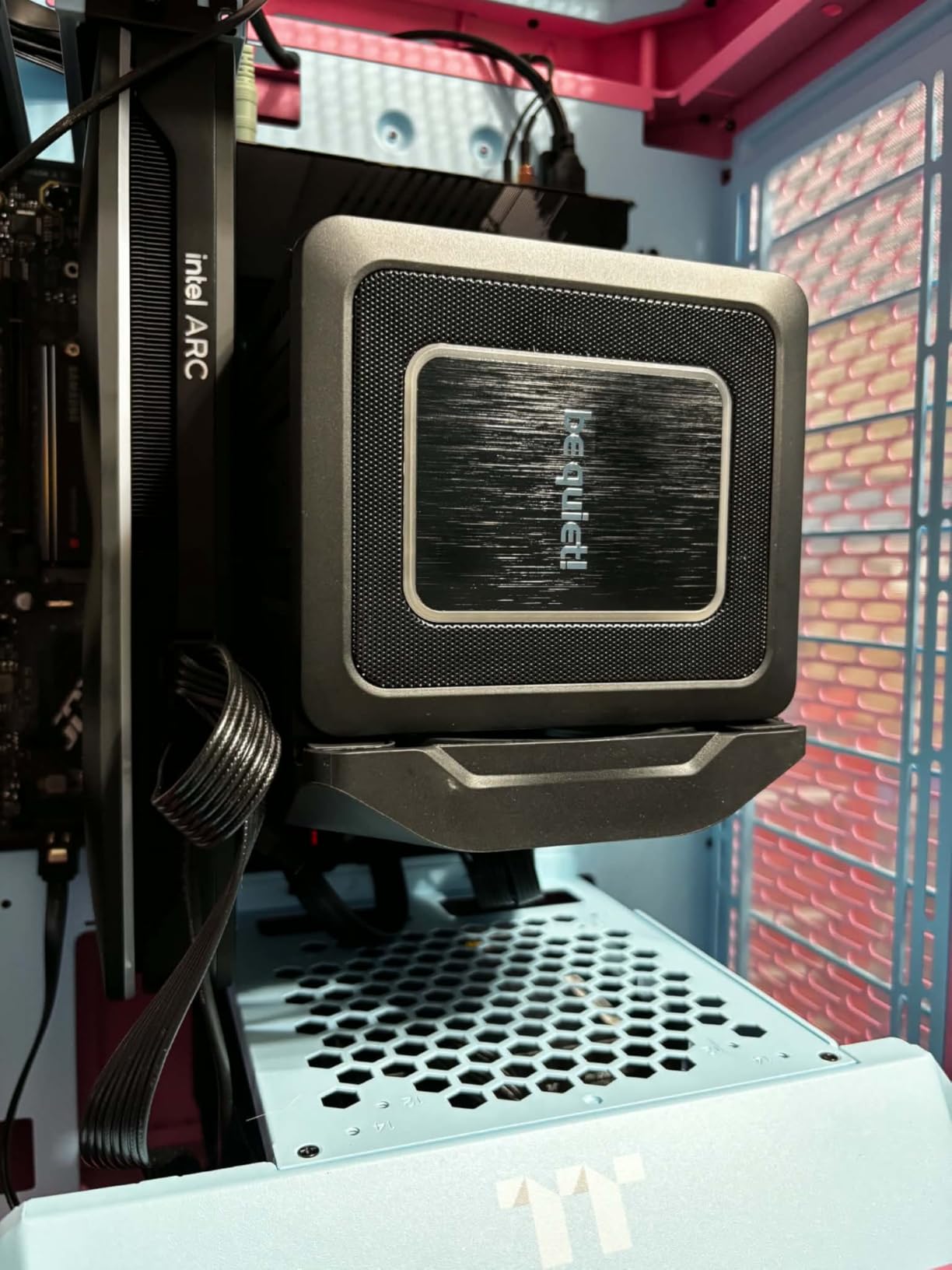 Dark Rock Elite Air CPU Cooler, High RAM and VRM Compatibility | 2x Silent Wings 135mm FDB PWM Fans, For Overclocking, 2 Mode Speed Switch, High-Performance Heat Pipes, Front Fan Rail System customer photo 2