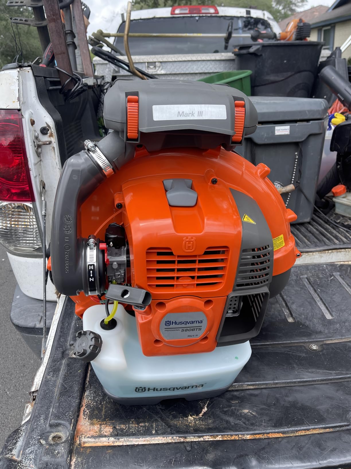 Husqvarna 580BTS Gas Backpack Leaf Blower, 75.6-cc 4.59-HP 2-Cycle Gas Leaf Blower, 1000-CFM, 47-N, 220-MPH Superior Blowing Capacity customer photo 1