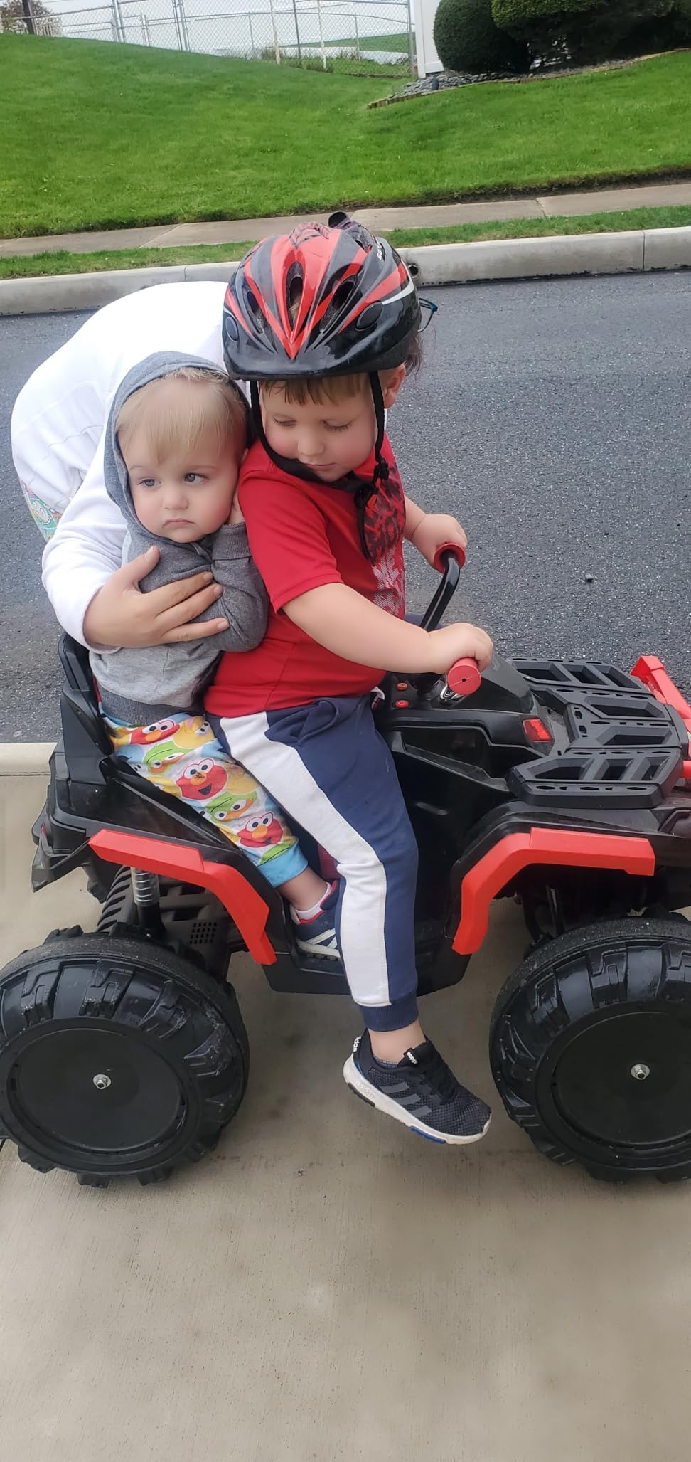 Best Choice Products 12V Kids Ride-On Electric ATV, 4-Wheeler Quad Car Toy w/Bluetooth Audio, 3.7mph Max Speed, Treaded Tires, LED Headlights, Radio - Blue customer photo 1