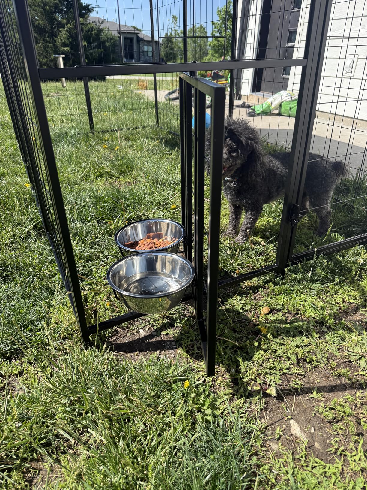 ROOMTEC Heavy Duty Outdoor Dog Kennel with Rotating Bowls, 8 x 4 x 5.6-ft customer photo 1