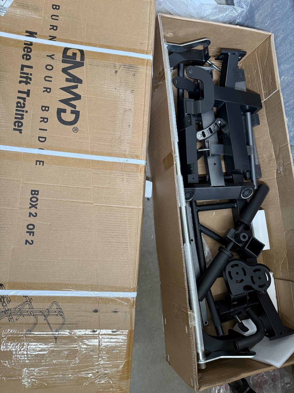 Assisted Pull Up Machine, GMWD 600LBS Leverage Assisted Chin and Dip Machine, 4 in 1 Plate Loaded Gym Equipment, Pull Up Machine with 1:1 Counterweight System & Band Peg for Home Gym customer photo 2