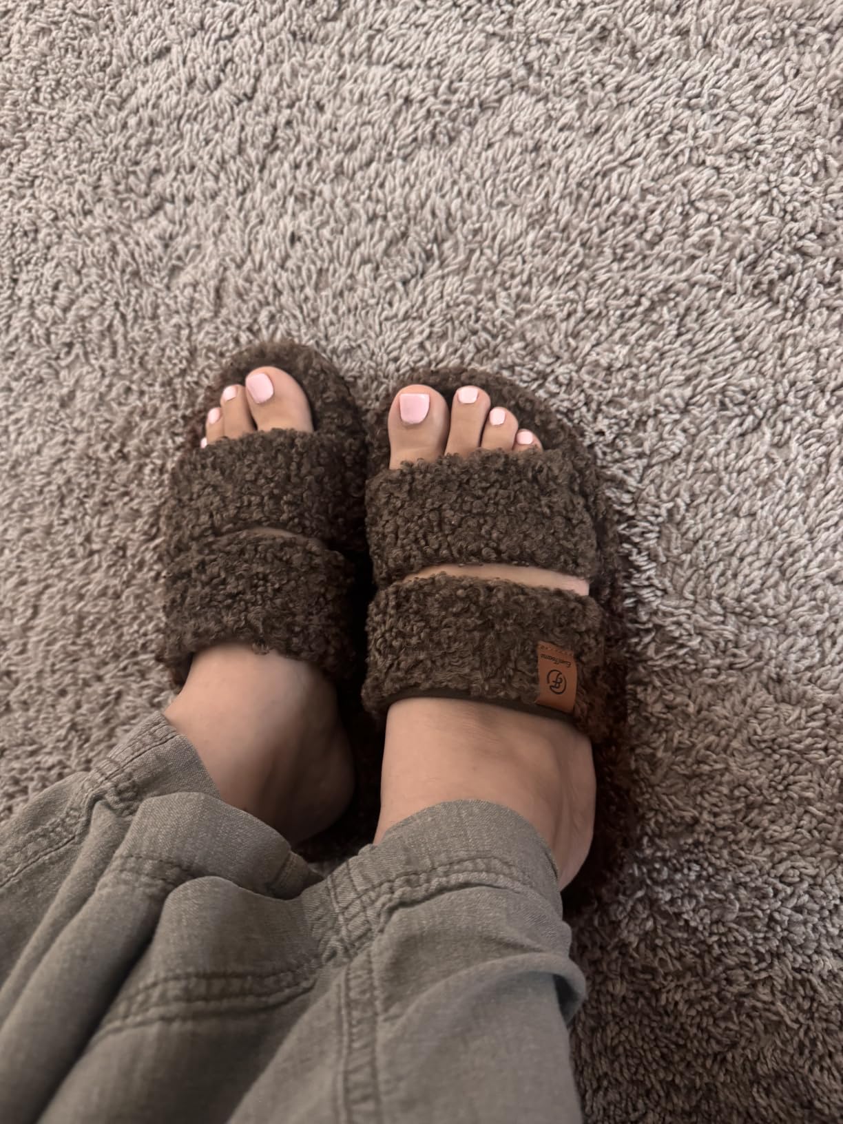 EverFoams Womens Fuzzy Open-toe Slippers Memory Foam Indoor House Shoes, Machine-washable, Memory Foam, Anti-slip Sole, Lightweight, Indoor and Outdoor, Cozy customer photo 1