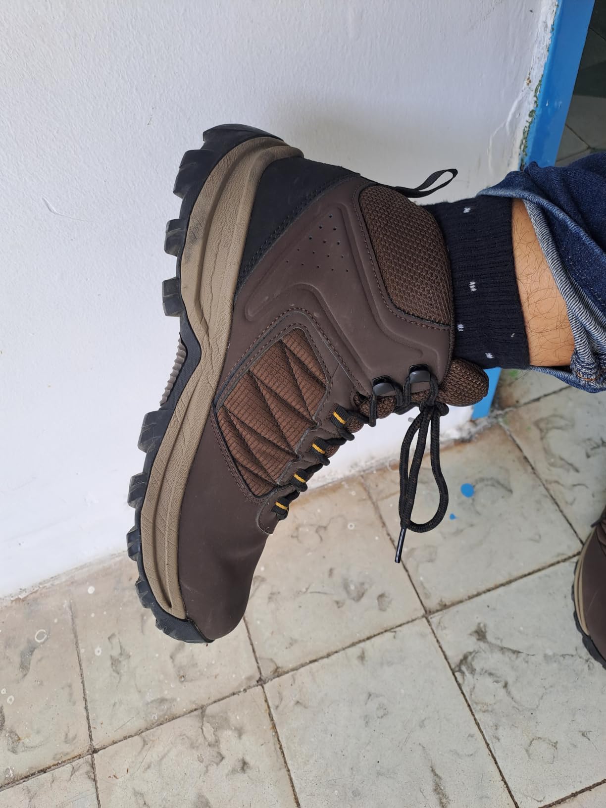 Columbia Men's Transverse Waterproof Hiking Boot customer photo 2