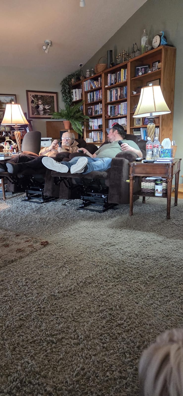 MCombo Triple Motor Lay Flat Power Lift Recliner Chair for Tall Elderly, Infinite Position, Massage, Dual Heating, Adjustable Headrest, Fabric 7634 (Grey, Large) customer photo 2