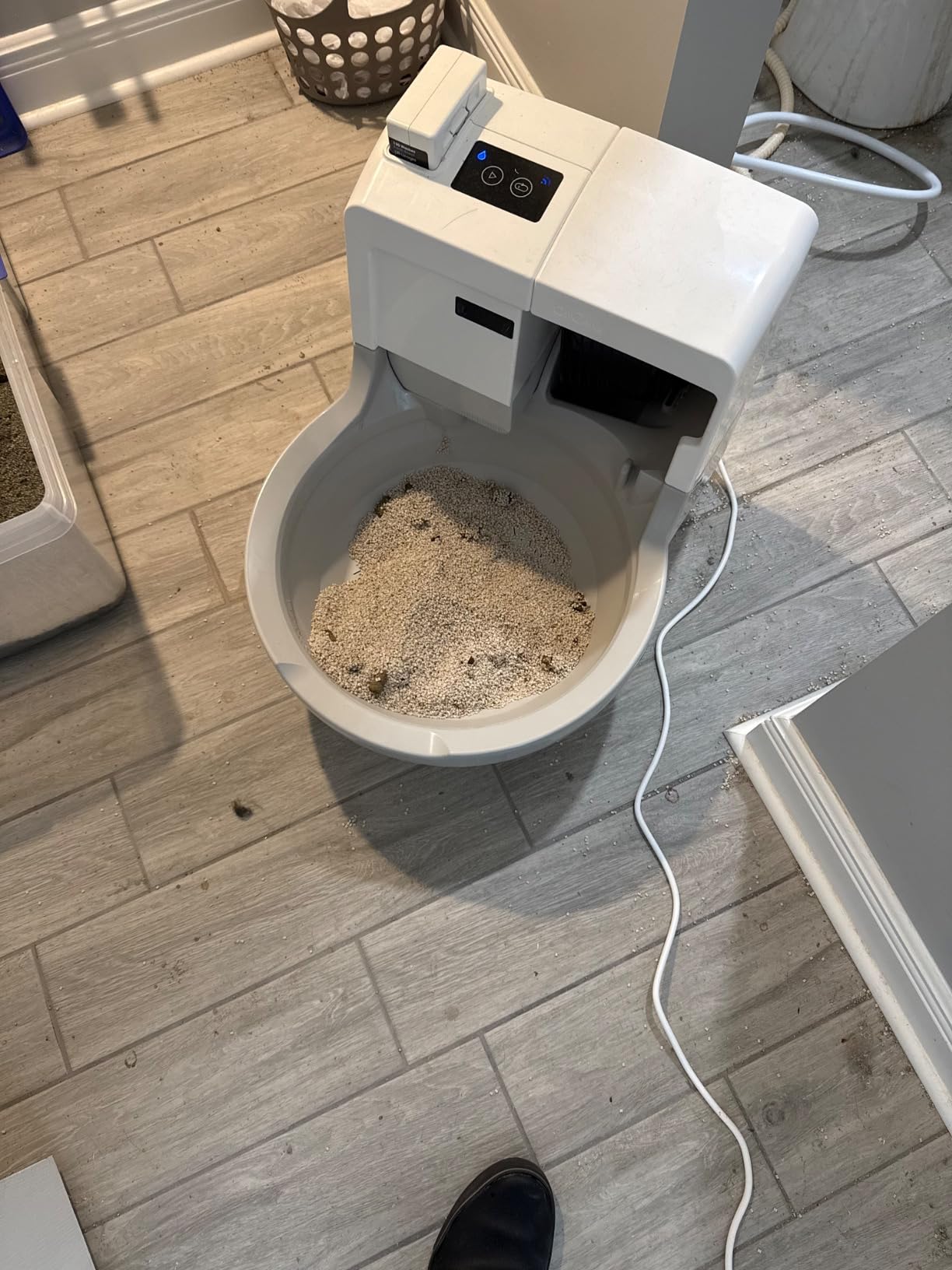 CatGenie A.I. Self-Cleaning Cat Litter Box with App Control, Automatic Self Washing, Flushing and Drying System, Reusable Washable Granules, No Scooping or Litter Replacement customer photo 1