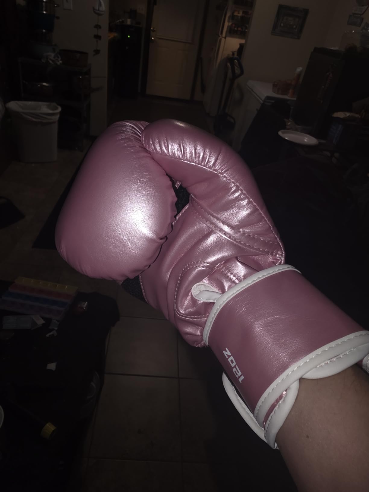S200 Boxing Gloves for Men and Women Suitable for Boxing Kickboxing Mixed Martial Arts Maui Thai MMA Heavy Bag Fighting Training customer photo 1