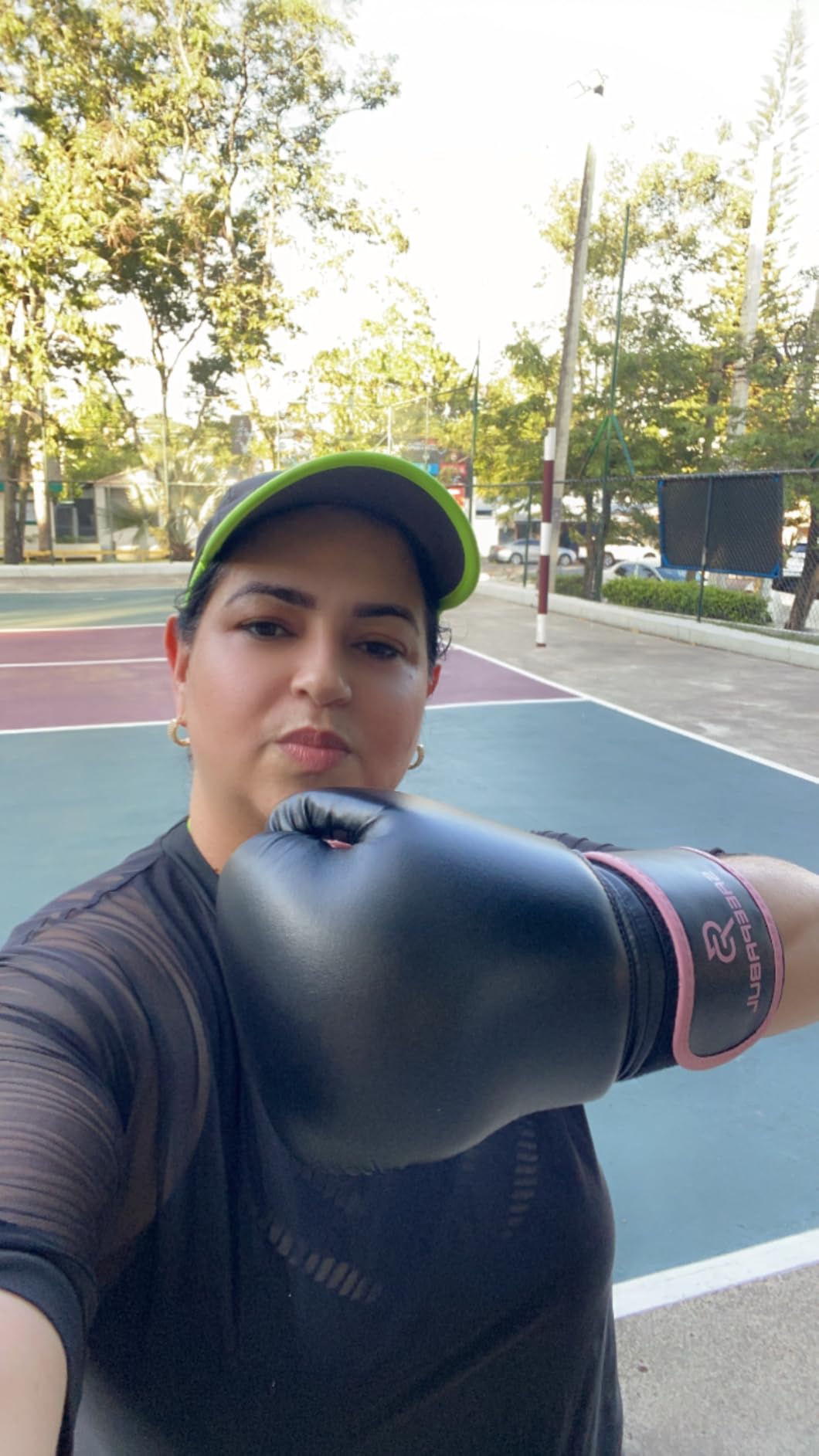 S200 Boxing Gloves for Men and Women Suitable for Boxing Kickboxing Mixed Martial Arts Maui Thai MMA Heavy Bag Fighting Training customer photo 2