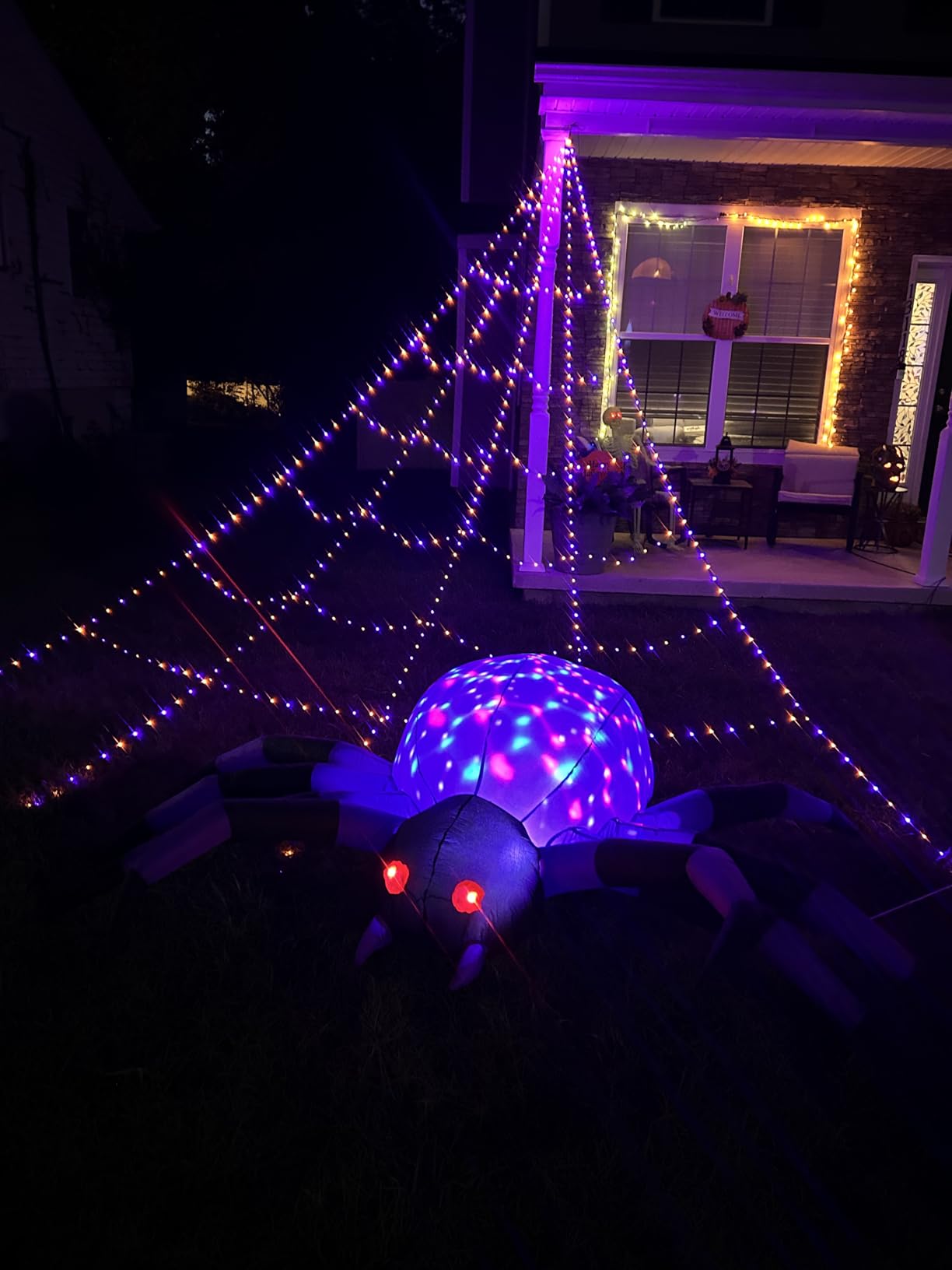 COMIN 9FT Halloween Inflatables Decorations Green Spider Yard LEDs Decor, Built-in LEDs and green scary spider design for Halloween lawn, garden, porch and party displays customer photo 2