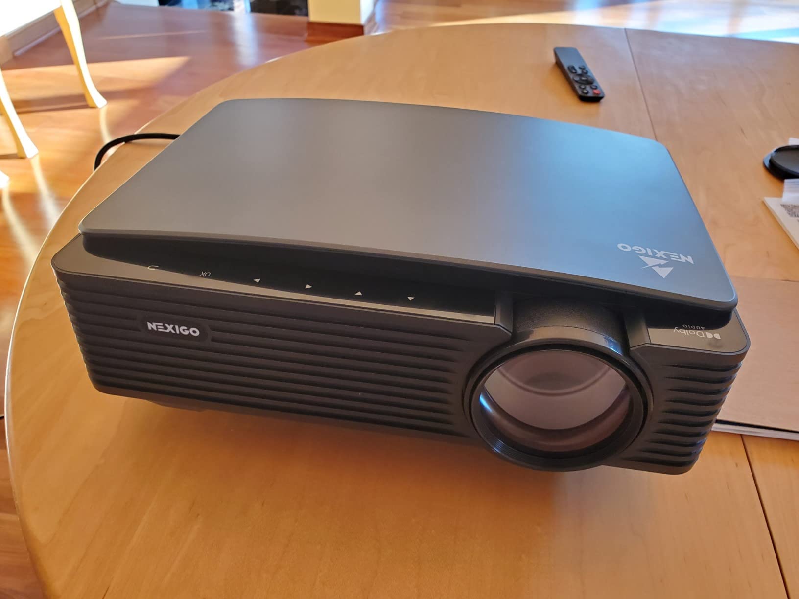 NexiGo PJ40 (Gen 3) Projector with WiFi and Bluetooth, D65 Calibrated, Native 1080P, 4K Supported, Projector for Outdoor Movies, 20W Speakers, Home Theater, Compatible w/TV Stick, iOS, Android customer photo 1