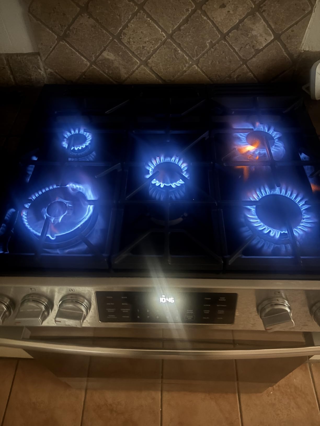 Cosmo COS-GRC305KTD 30 in. Lumin Coll 6.1 cu ft 5 Burner Gas Range with Air Fry, Convection Oven, Self Clean, Stainless Steel customer photo 1