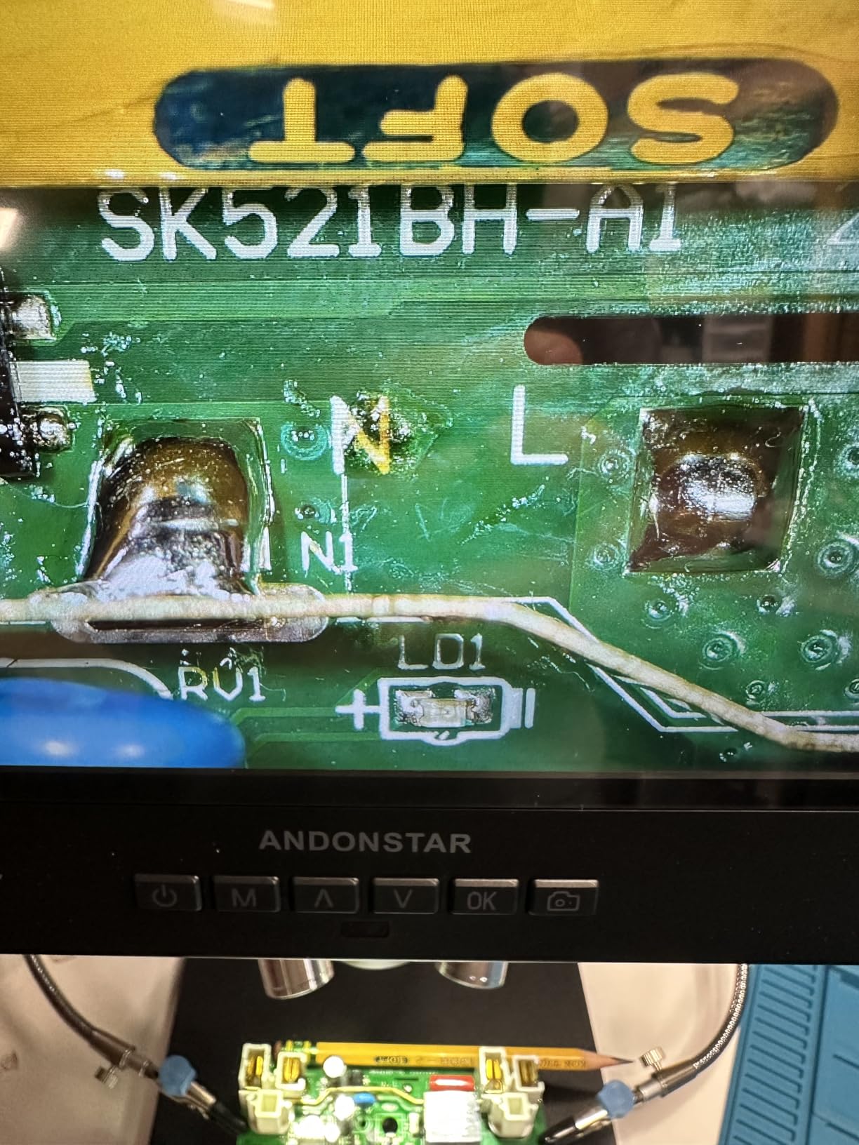 Andonstar AD249S-M Plus 3 Lens 2160P 10.1'' HDMI Digital Microscope 2000x | Soldering Microscope for Electronics Repair, Soldering Station with Helping Hands, Tool Holder, Anti-Static Mat, 32GB Card customer photo 1