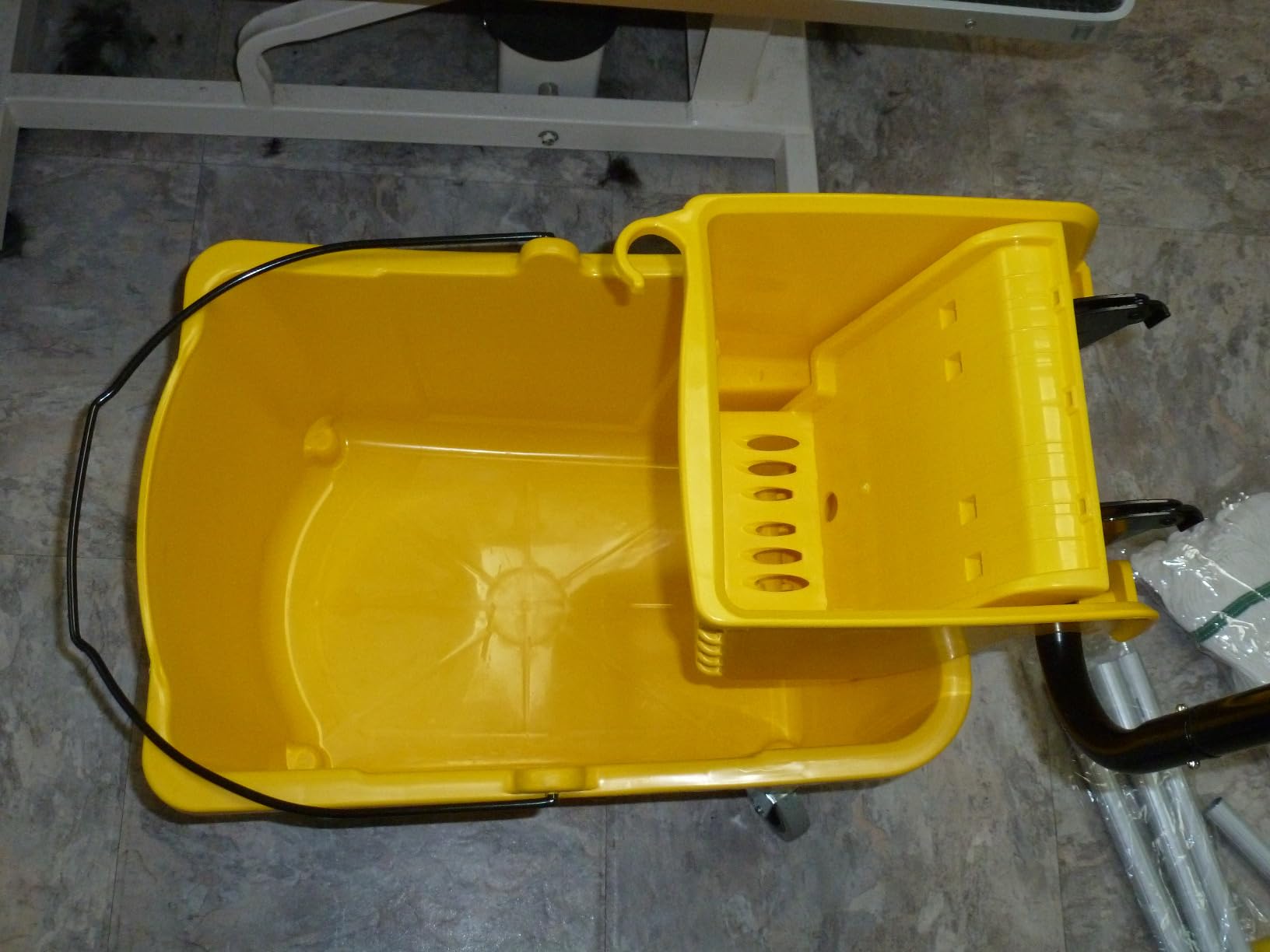 Midoneat Commercial Mop Bucket with Side Press Wringer on Wheels | 35 Quart, Yellow, Including One Commercial Mop customer photo 2