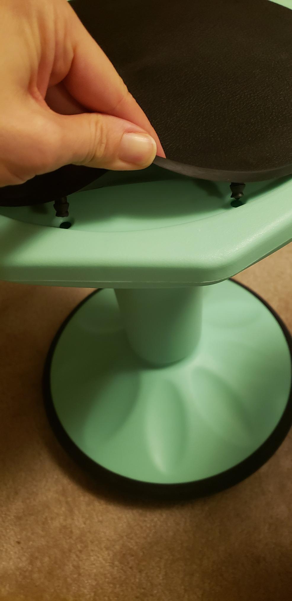 GIANTEX Wobble Stools for Classroom Seating - Wiggle Stool with Adjustable Height, 24