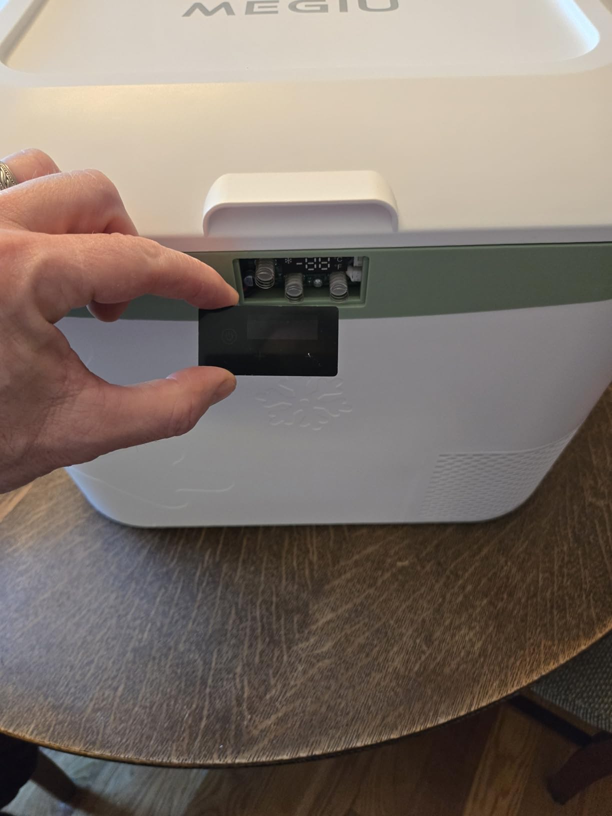 Megiu Car Refrigerator Portable 12V Fridge 23 Quart (22L) Freezer Compressor Cooler 12V/24V DC 110~240V AC for Outdoor Camping Travel Home Use customer photo 2