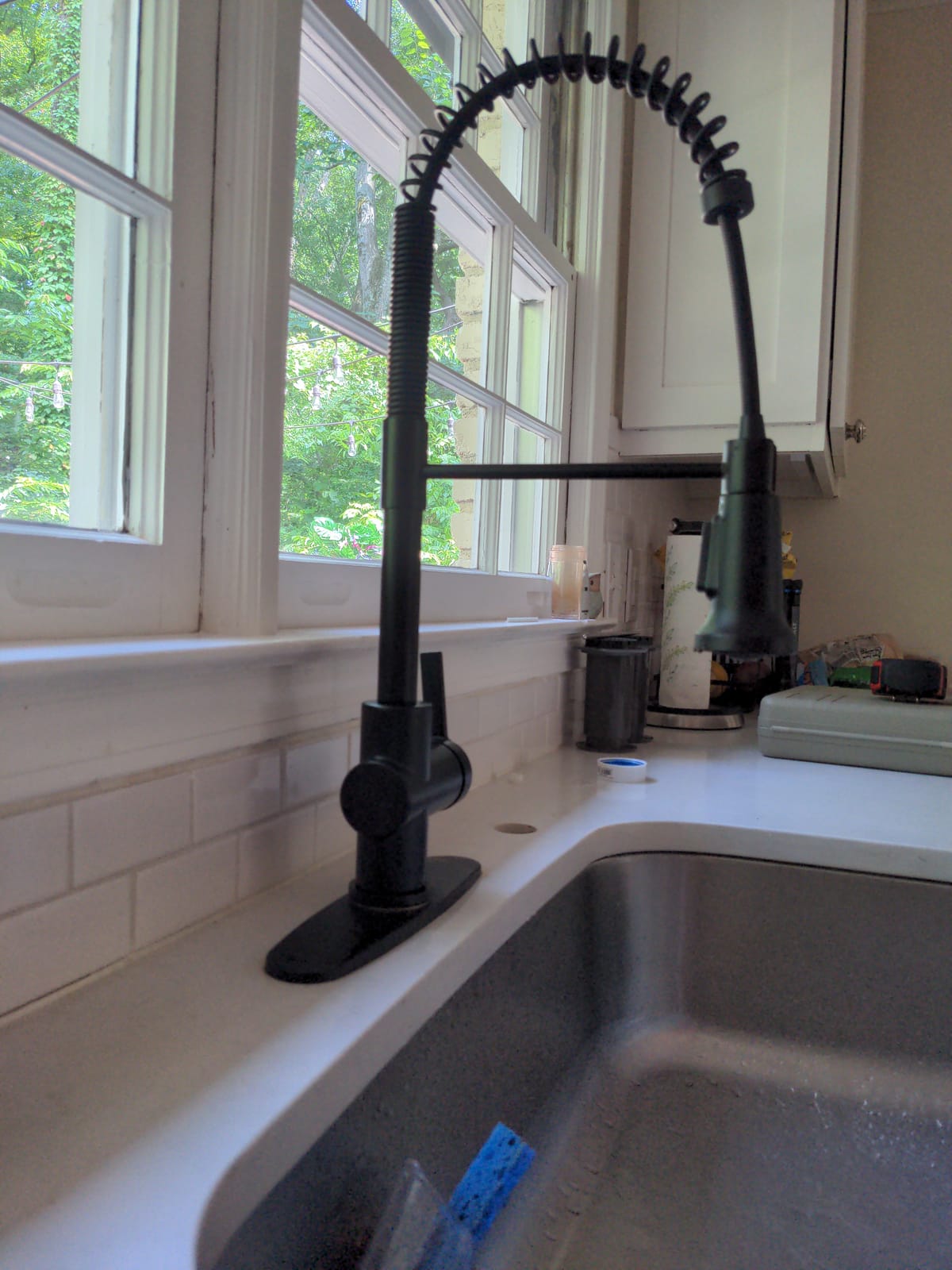 KRAUS Britt Commercial Style 2-Function Single Handle Pull Down Kitchen Faucet, Spot-Free Stainless Steel KPF-1693SFS customer photo 1