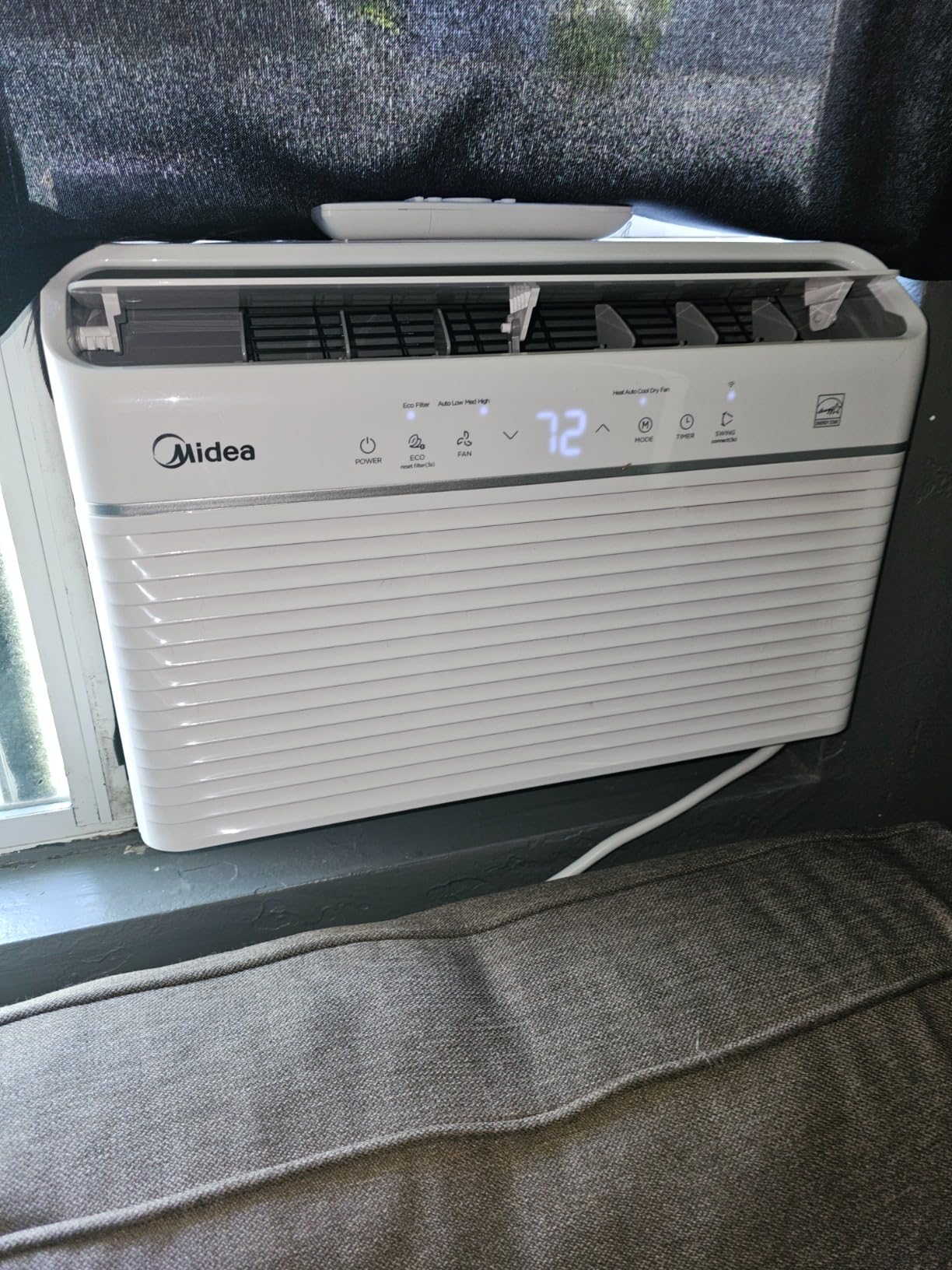 Midea 8,000 BTU Smart Inverter Air Conditioner Window Unit with Heat and Dehumidifier - Cools up to 350 Sq. Ft., Energy Star Rated, Quiet Operation, Electronic Controls, Remote Control, White customer photo 1