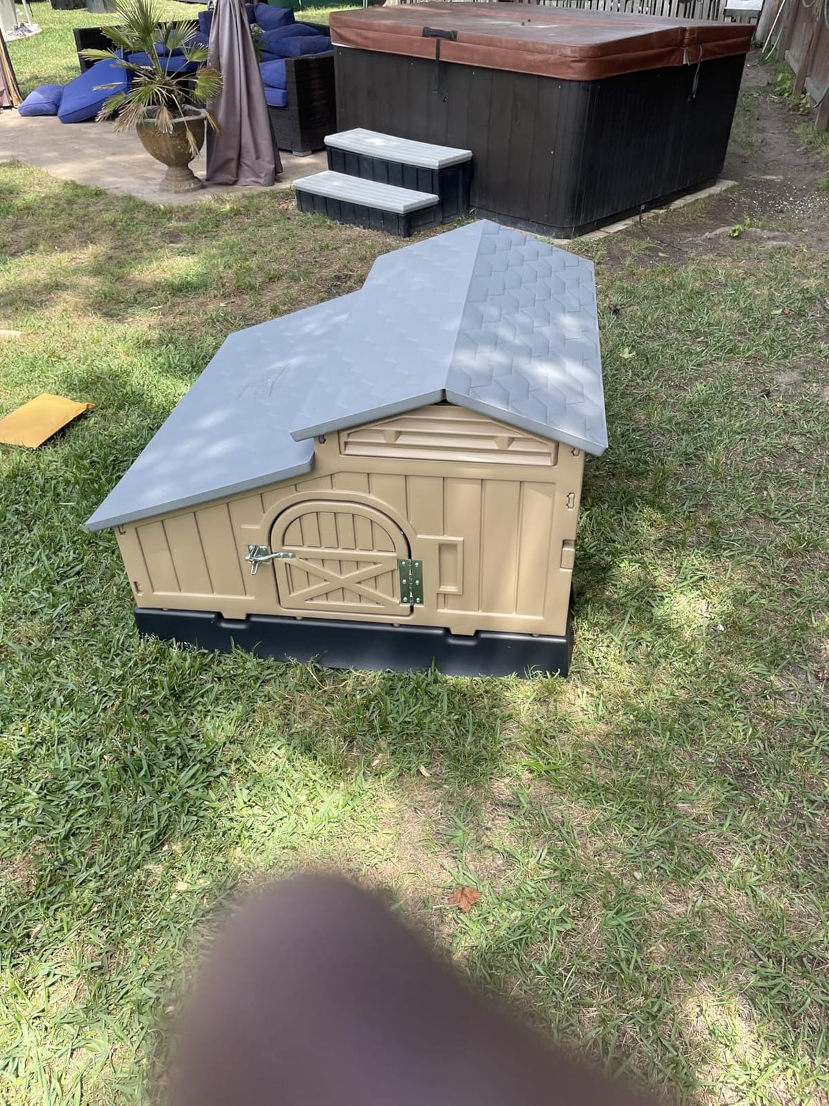 Hatching Time SnapLock Formex Standard Coop for 4 Chicken, Ventilation | Durable Plastic Hen House with Easy Assembly, Removable Tray & Walk-in Access, Lightweight Outdoor Casa para Gallinas customer photo 1