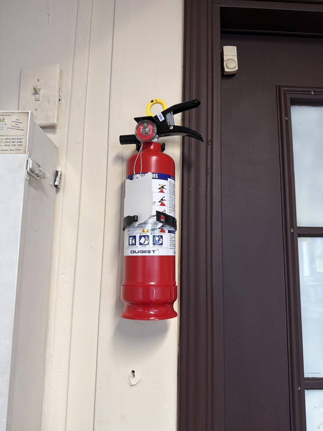Ougist ABC Fire Extinguisher for Home & Vehicle - 2.5 lb 1-A:10-B:C Rated, Dry Chemical Fire Safety with Quick-Release Handle, Certified for Kitchen/Car/Boat Use-Model FF1KG customer photo 2