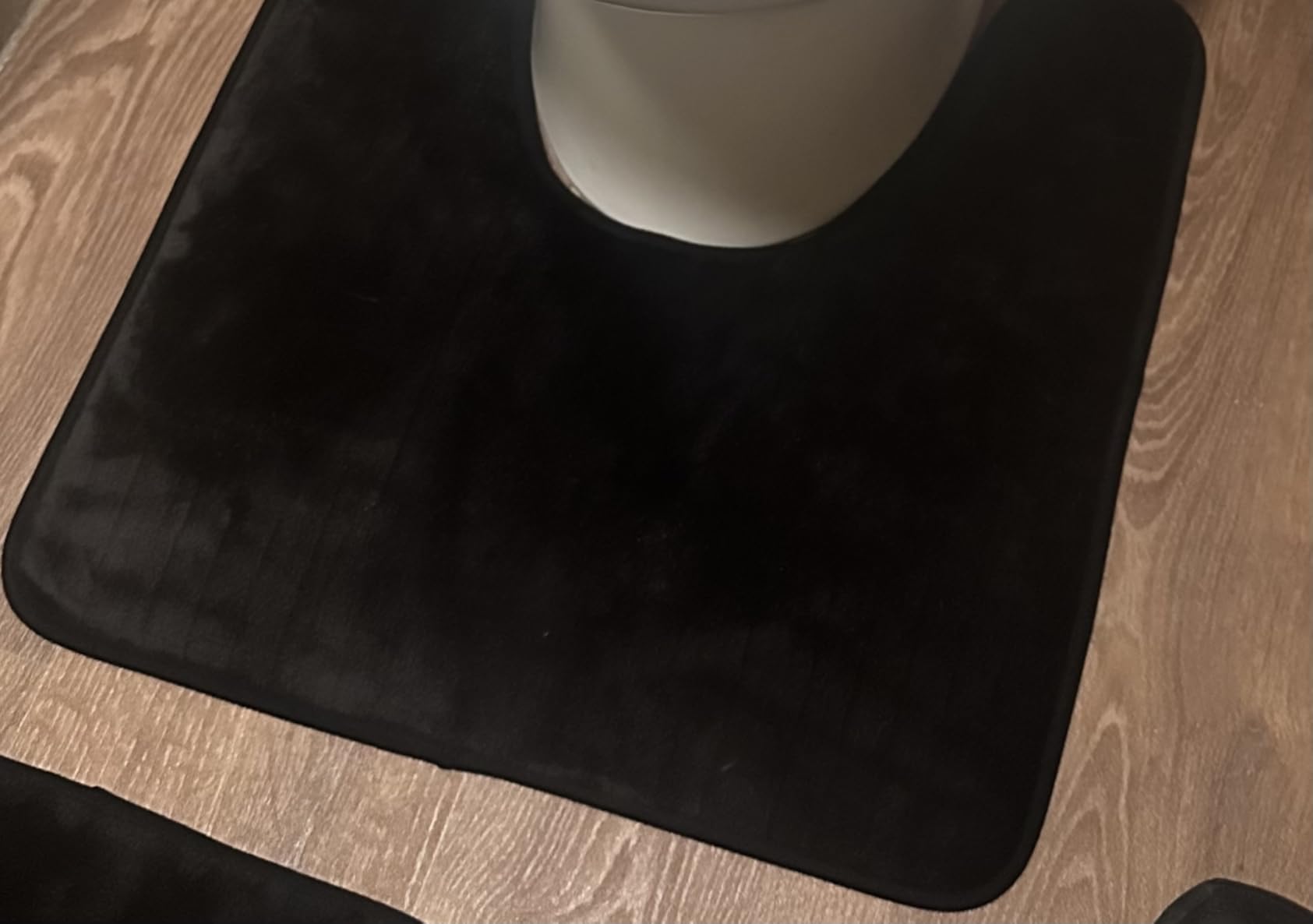 HUXMEYSON 3-Piece Memory Foam Bathroom Rug Set, Black | Quick Dry Velvet Surface, Non-Slip & PVC Backing, Ultra Soft Bath Rugs for Bathroom customer photo 1