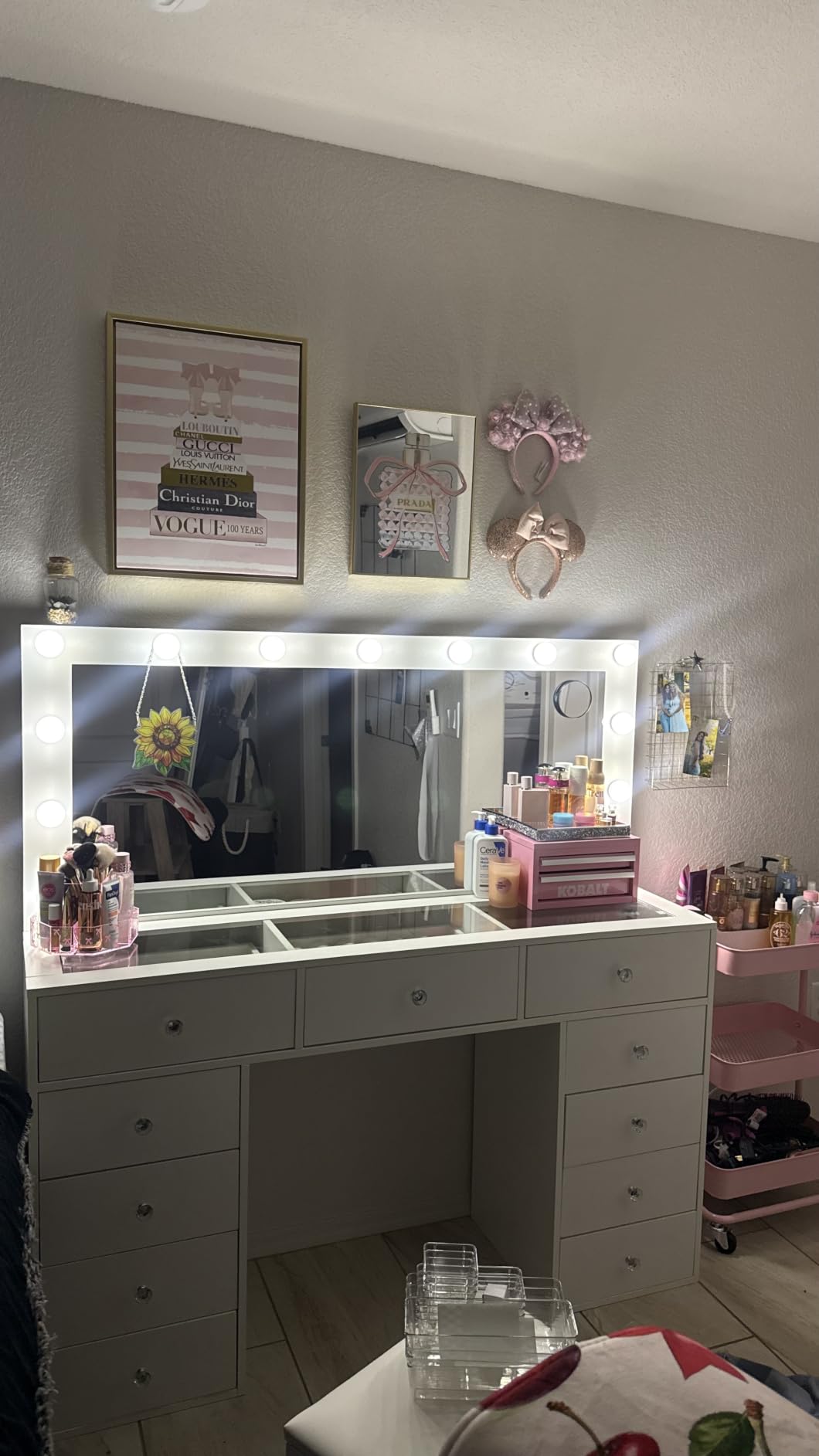 Yanosaku Vanity Desk & Power Outl, Makeup Vanity with Mirror and 12 LED Lights, Makeup Table with 11 Drawers, Vanity Table with Chair,Set 3 Lighting Modes Brightness Adjustable-(White) customer photo 1