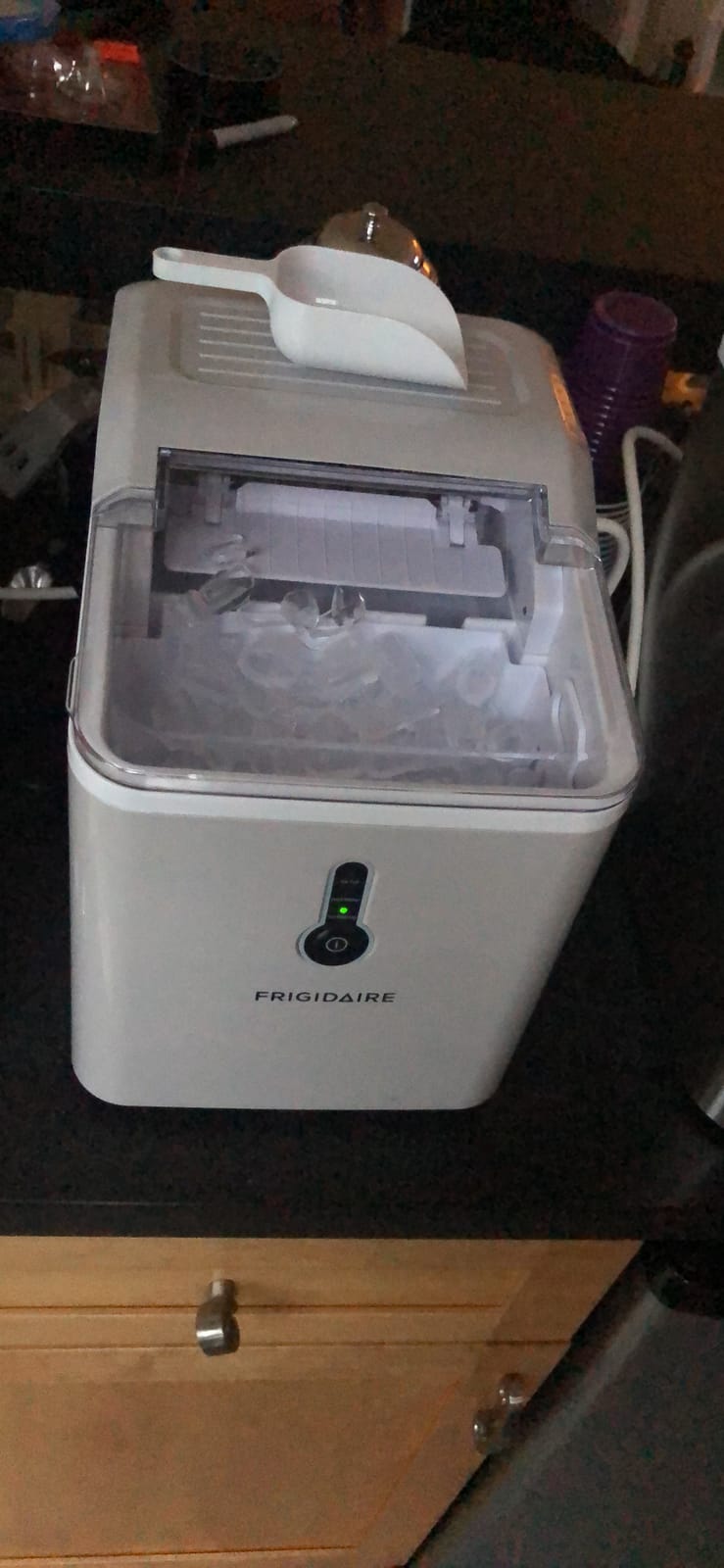 FRIGIDAIRE EFIC128AMZBLK Compact Countertop Ice Maker, 26 lb per Day, Black customer photo 2