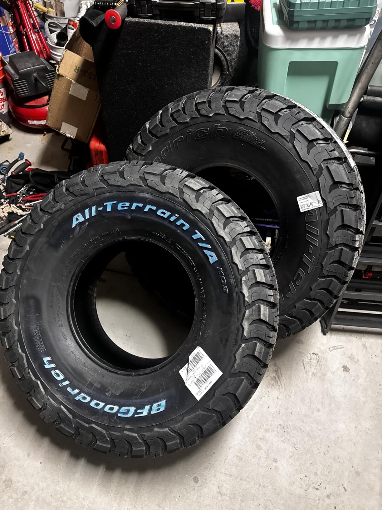 BFGoodrich All-Terrain T/A KO3 Car Tire for Light Trucks, SUVs, and Crossovers, LT285/75R16/E 126/123S customer photo 2