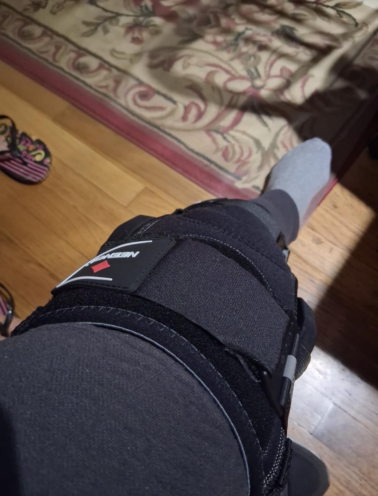 NEENCA Professional Knee Brace, Hinged Knee Support for Women & Men Relief | Patented X-Strap Fixing System, Medical for Knee Pain Relief, Joint Stability, Meniscus Tear, ACL, PCL, MCL, Sports, Workout customer photo 2
