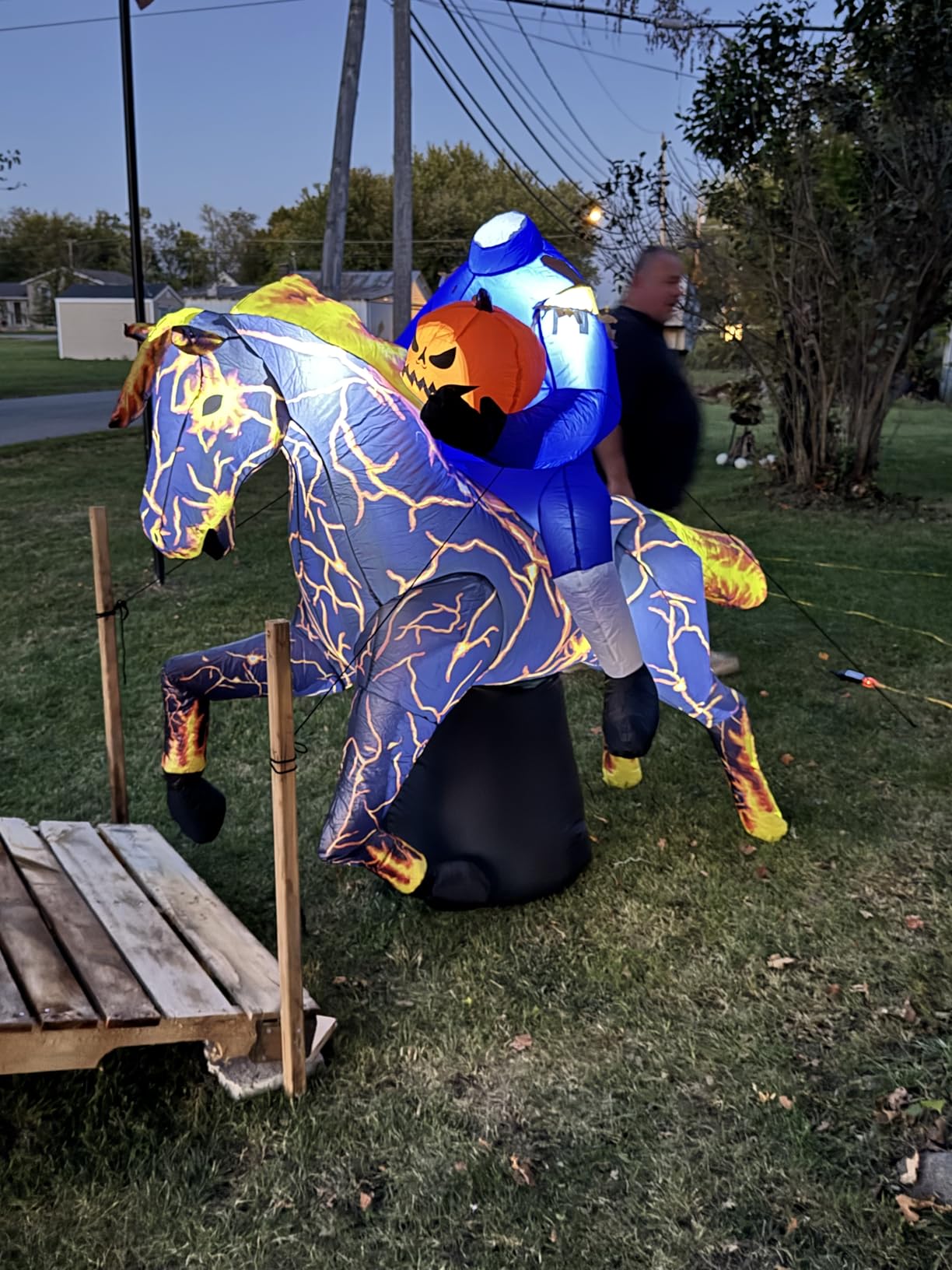 COMIN 6FT Long Halloween Inflatables Headless Horseman Outdoor Decorations Blow Up Lightning Horse Yard with Built-in LEDs for Indoor Party Garden Lawn Decor customer photo 2