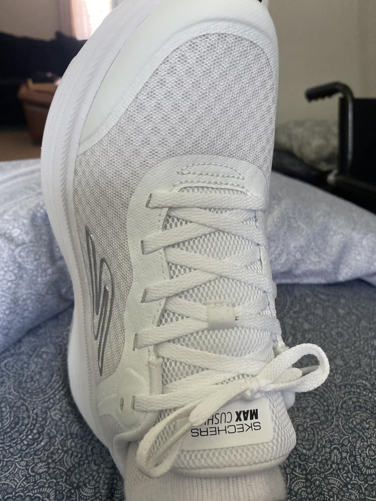 Women's Max Cushioning Endeavour Canova Running Shoes | Max Cushioning, Air-Cooled Goga Mat Insole, Ultra Light Midsole, Breathable Mesh Upper, Machine Washable customer photo 2