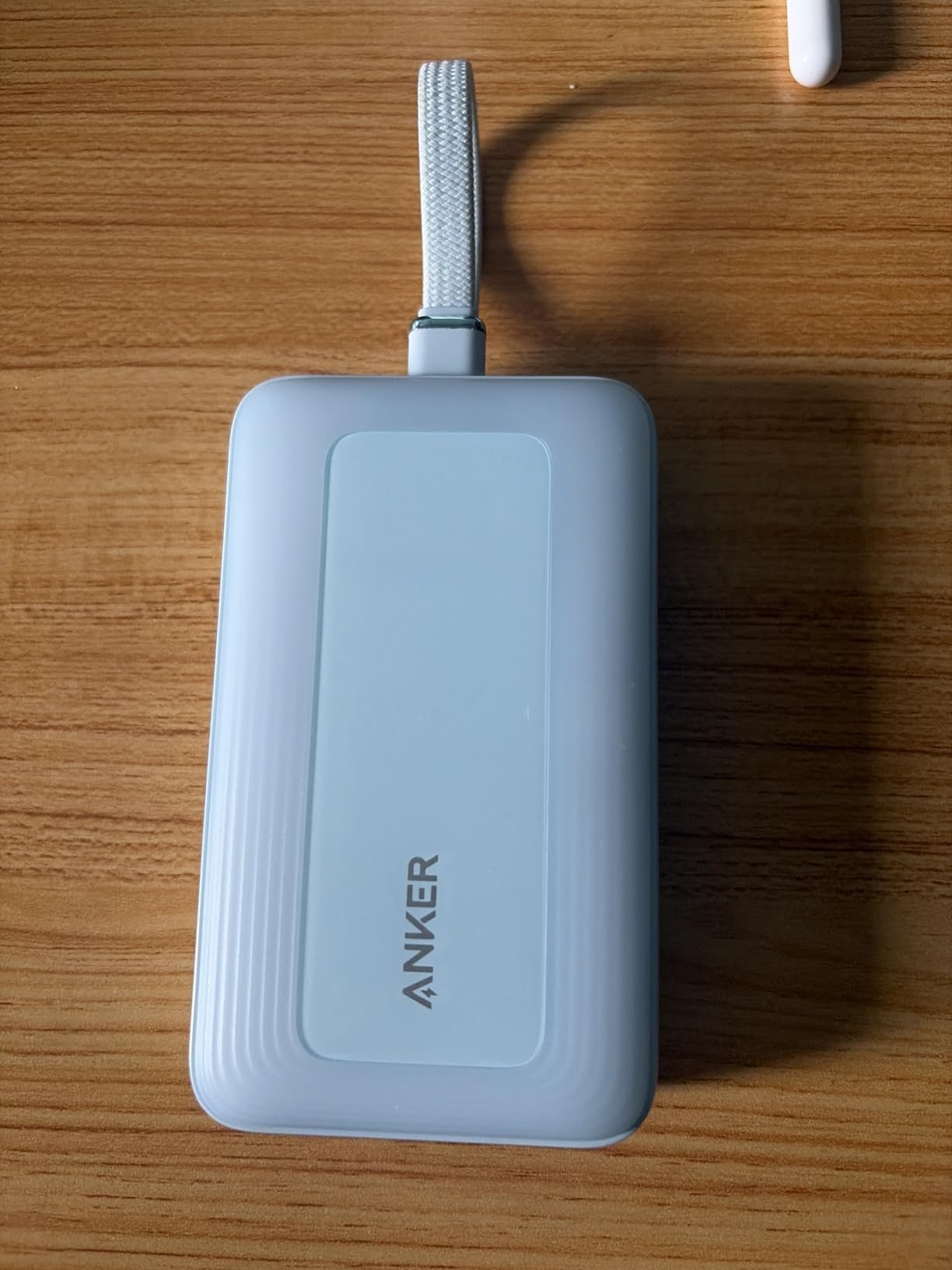 Anker Power Bank,10,000mAh 30W with USB-C Travel Essential Portable Charger | 30W Portable Charger with USB-C Input and Output for iPhone 17 / 16, Galaxy, and More (Black) customer photo 2