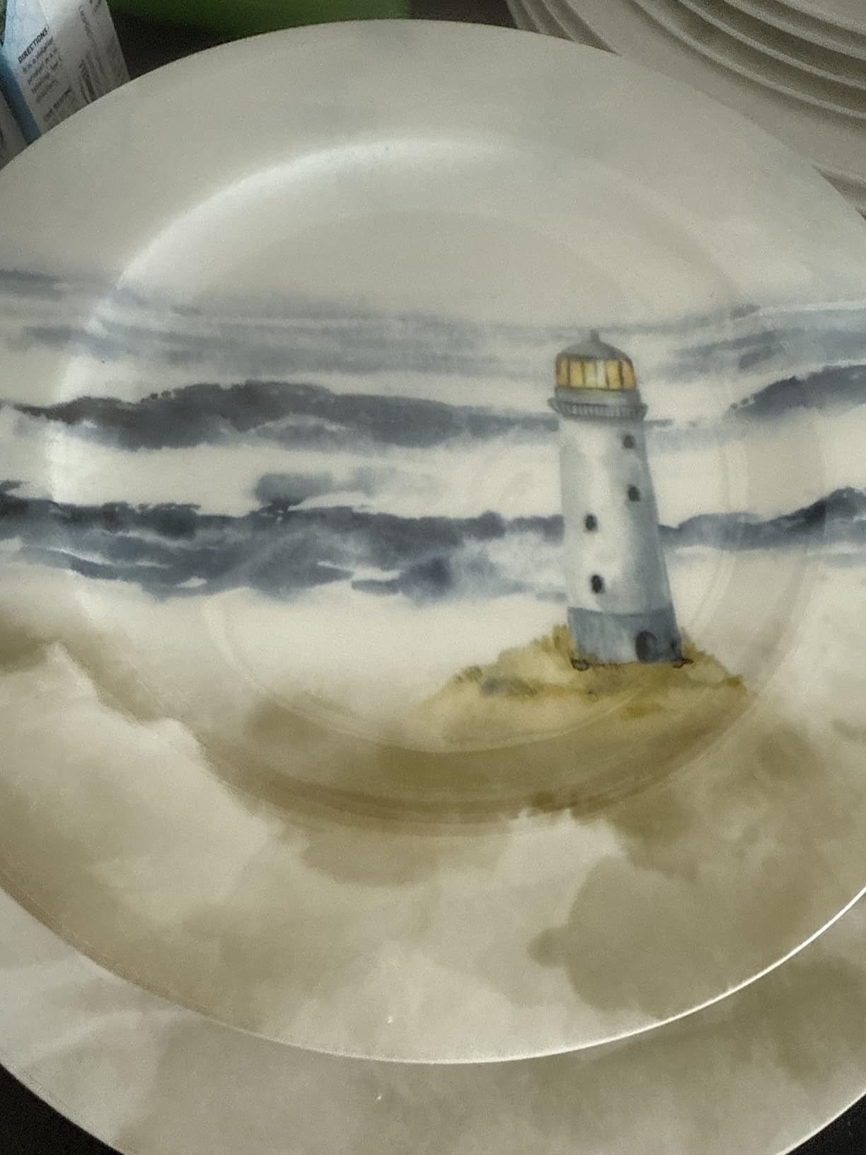 Mikasa Quinn Lightweight Bone China 12 Piece Dinnerware Plate Bowl Set, Service for 4 customer photo 1