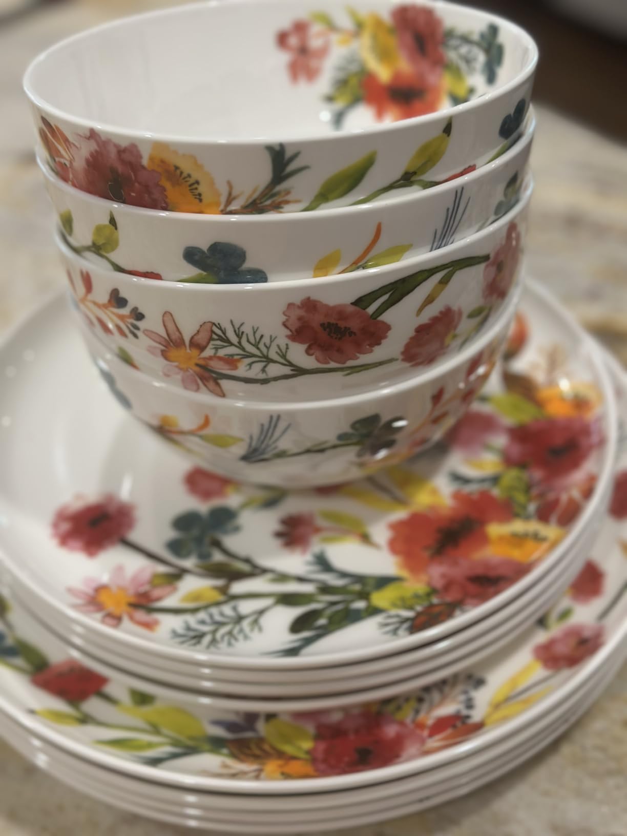 Mikasa Quinn Lightweight Bone China 12 Piece Dinnerware Plate Bowl Set, Service for 4 customer photo 2
