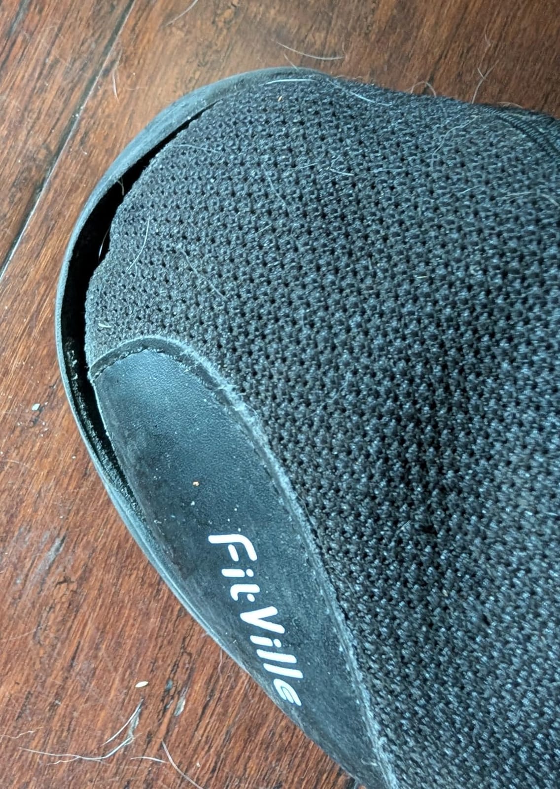 FitVille Orthopedic Slippers for Men with Arch Support, Extra Wide Slip-On Design for All-Day Comfort Ideal for Diabetes, Neuropathy, Swollen Feet & Lymphedema customer photo 1