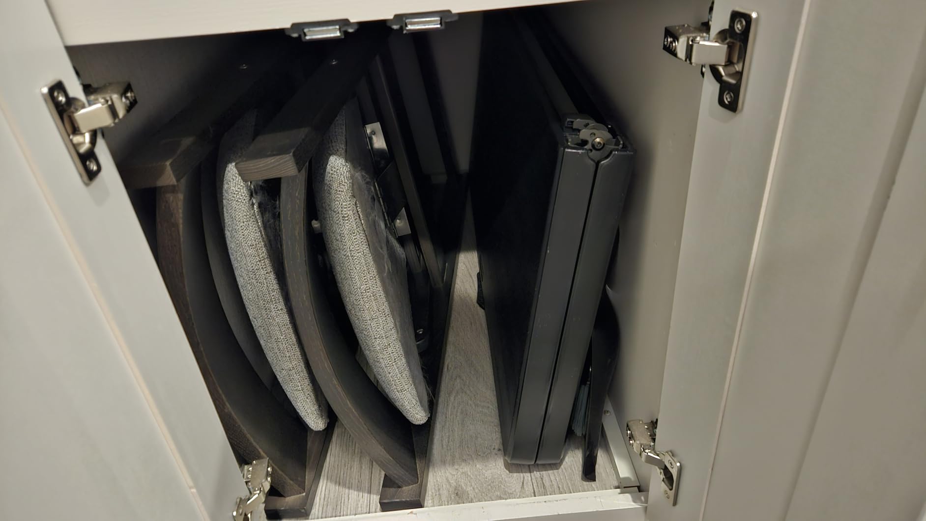Amazon Basics 34 inch Portable Sturdy Folding Dining Table with Carrying Handle, Space Saving Storage, Square, 33.9 x 29.1 x 33.9 inch, Black customer photo 2