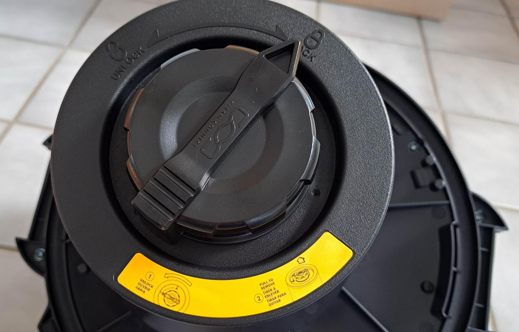 DEWALT STEALTHSONIC 5 Gallon Shop Vacuum Wet and Dry, 4 Peak HP, DXV05S-QT customer photo 1