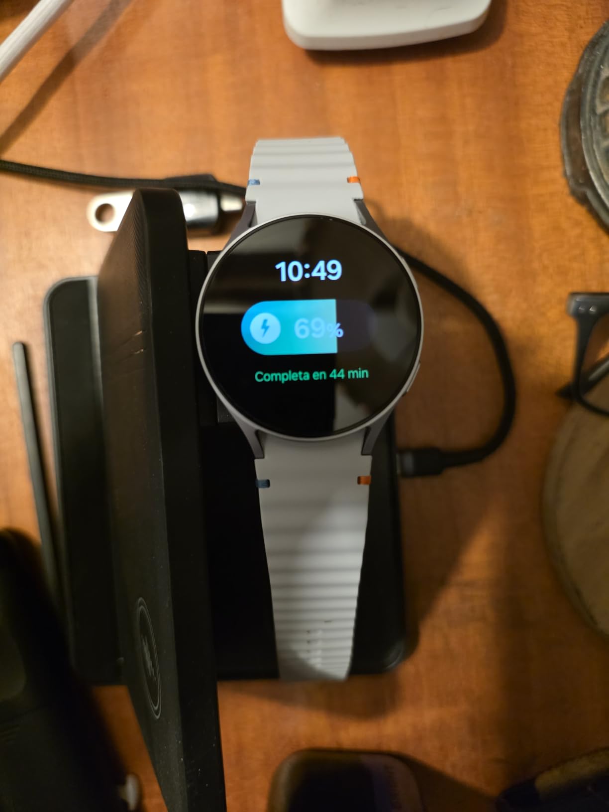 Samsung Galaxy Watch 7 40mm Bluetooth AI Smartwatch w/Energy Score, Wellness Tips, Heart Rate Tracking, Sleep Monitor, Fitness Tracker, 2024, Cream [US Version, 1Yr Manufacturer Warranty] customer photo 1