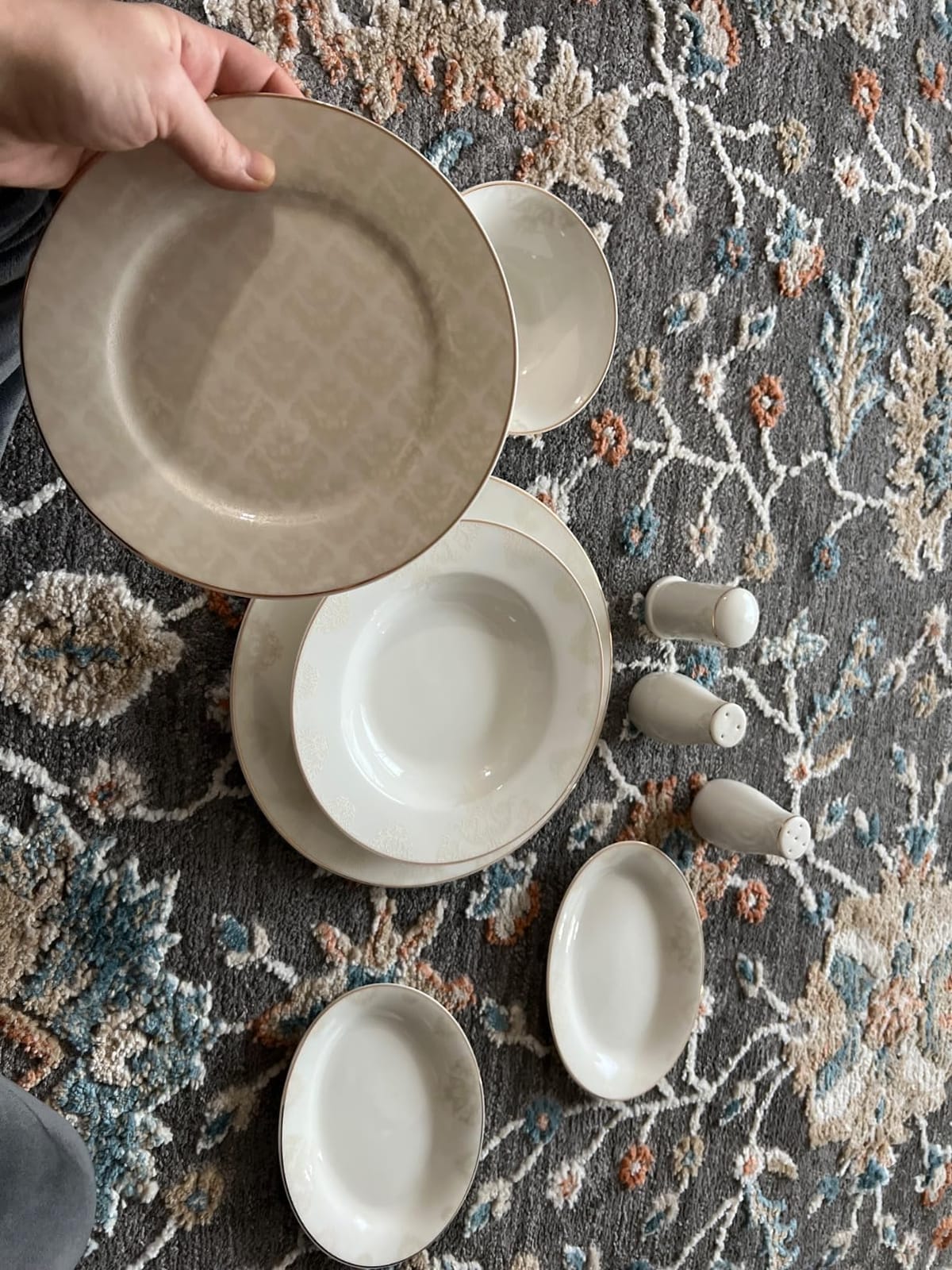 Karaca Siena 53-Piece Porcelain Plates and Bowls Set with Dinner & Dessert Plates, Shakers - Bone China Dishware Sets - Kitchen Dinnerware Set for 12 People customer photo 1