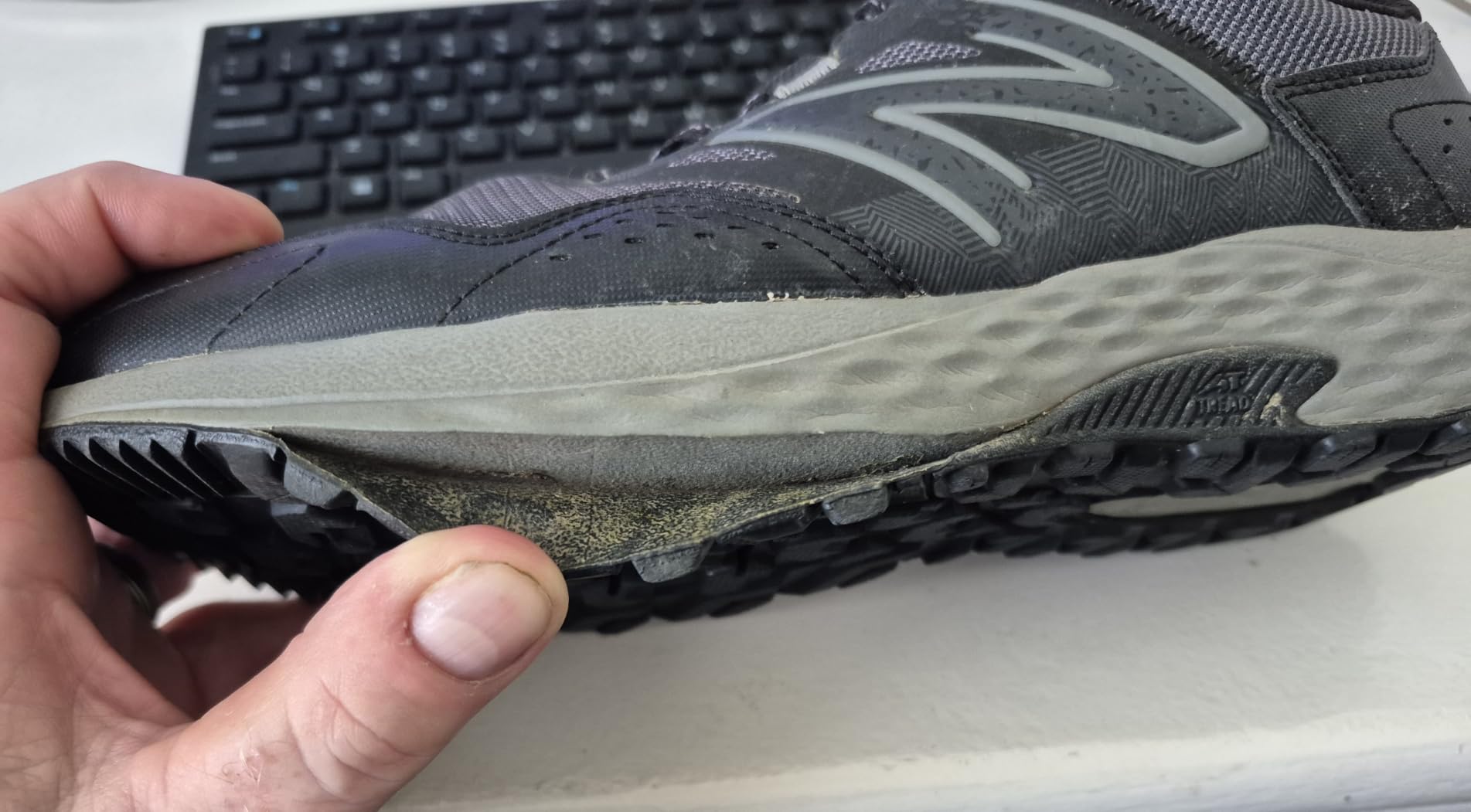 New Balance Men's 410 V8 Trail Running Shoe customer photo 2