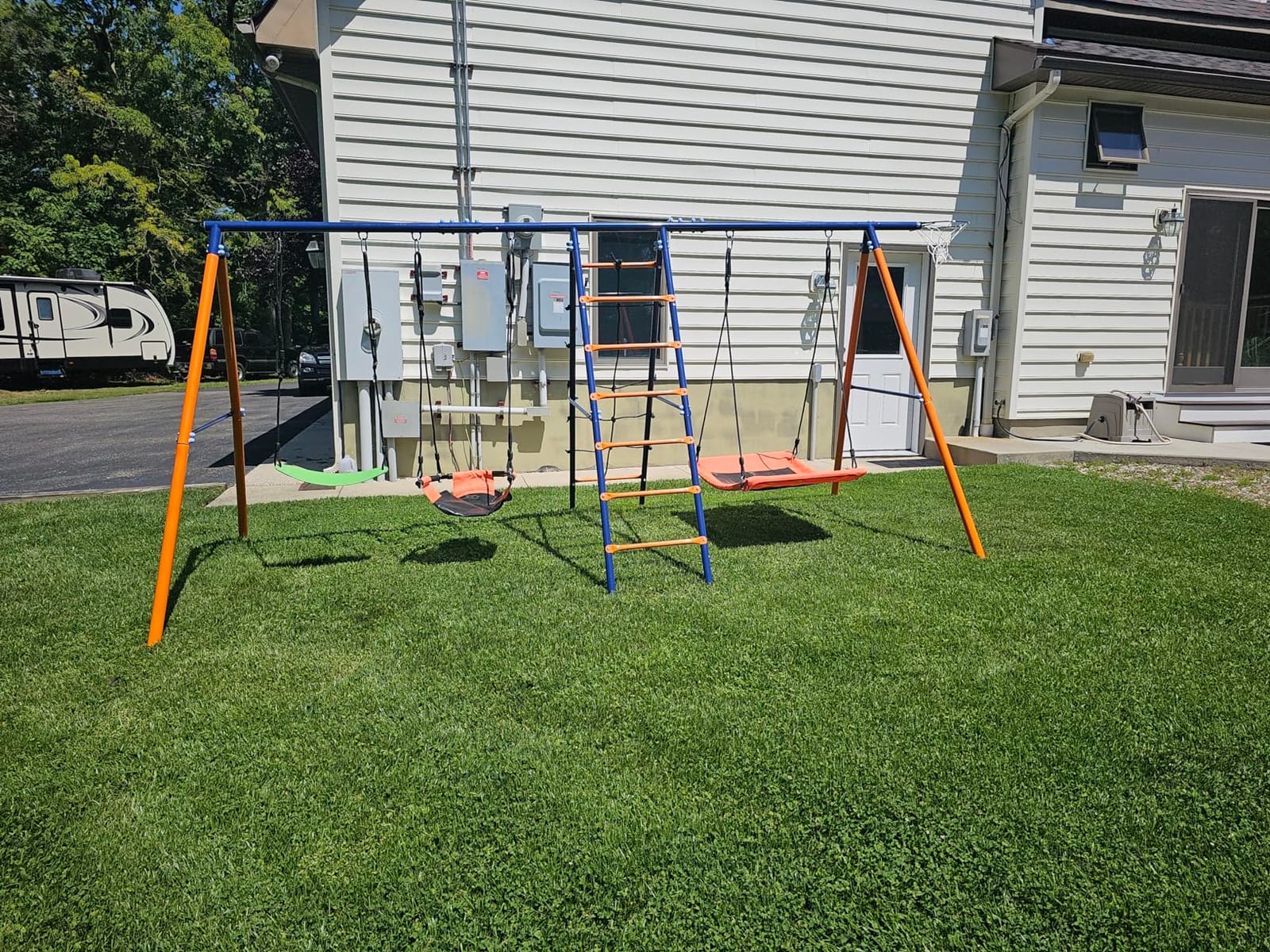 Swing Sets for Backyard 700 lb - 6 in 1 Playground customer photo 1